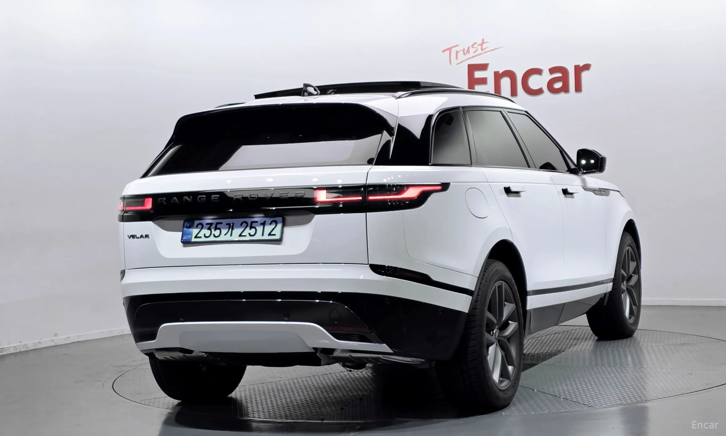 Land Rover Range Rover Bella превью 2
