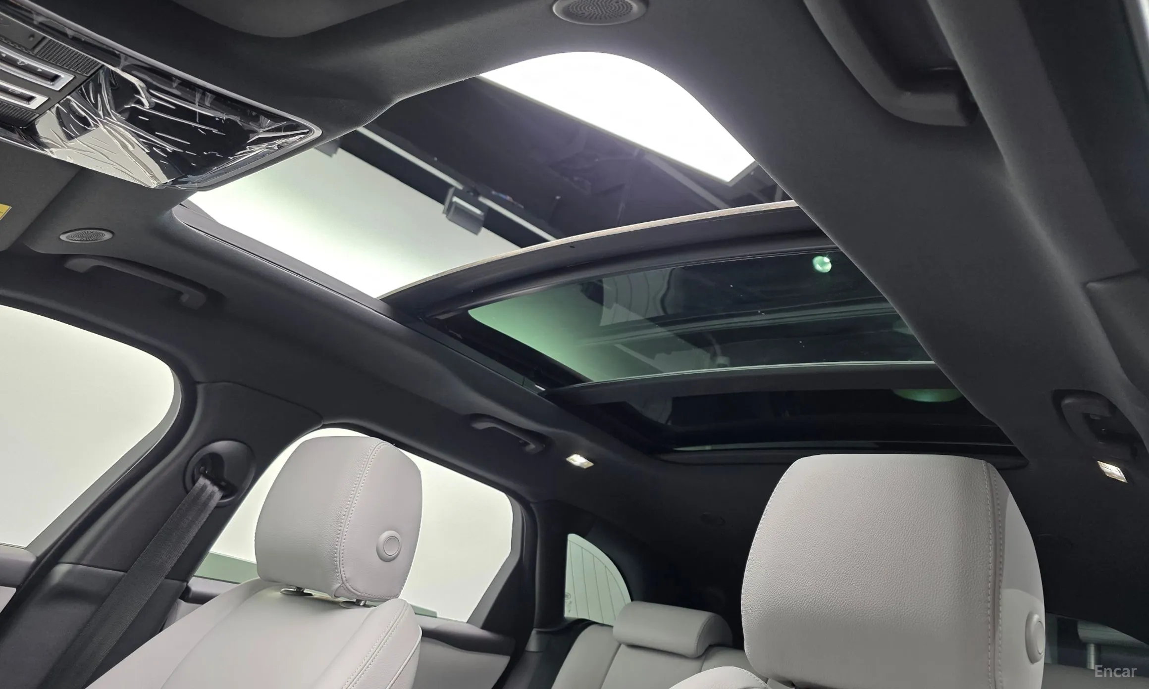 Land Rover Range Rover Bella превью 20