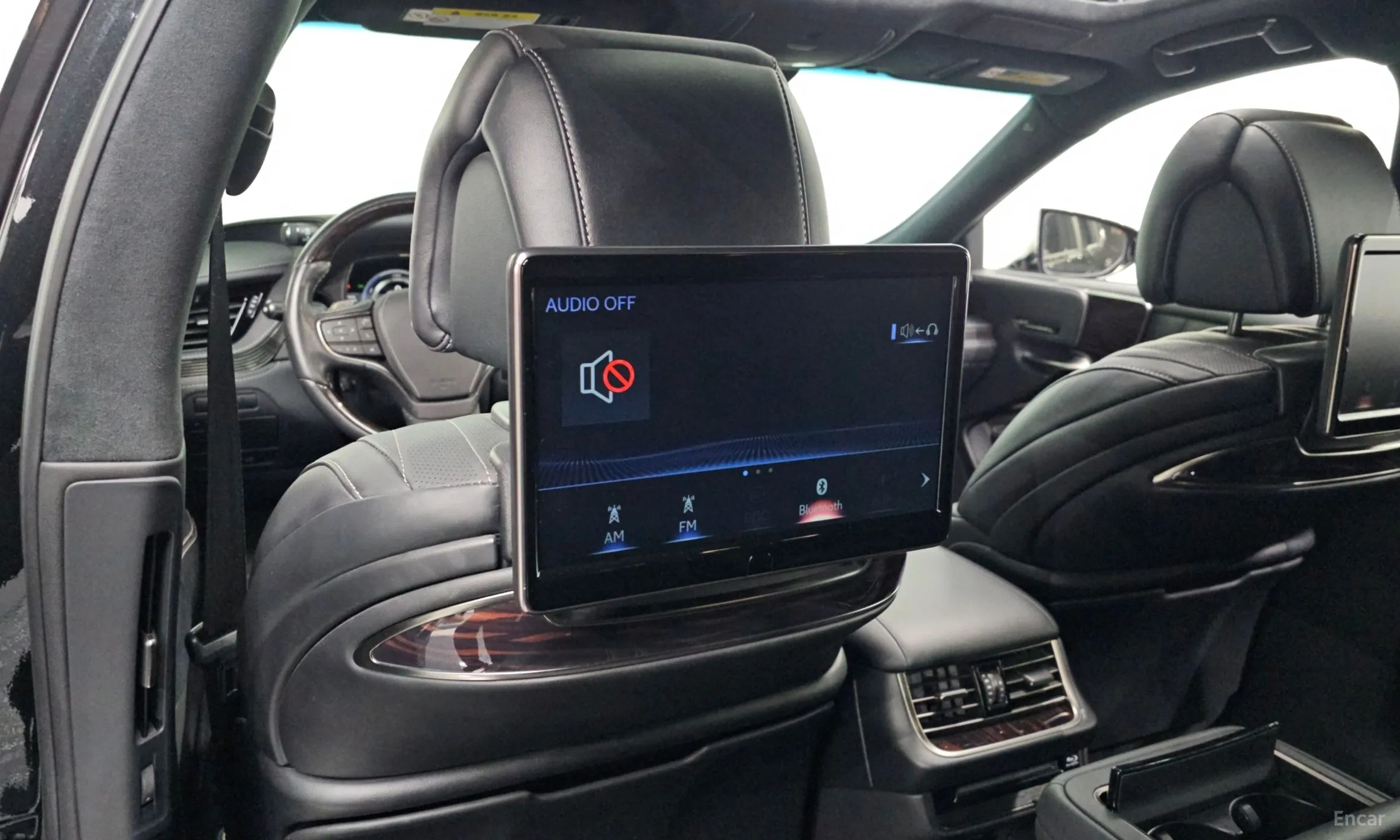 Lexus LS500h Gen 5 превью 20