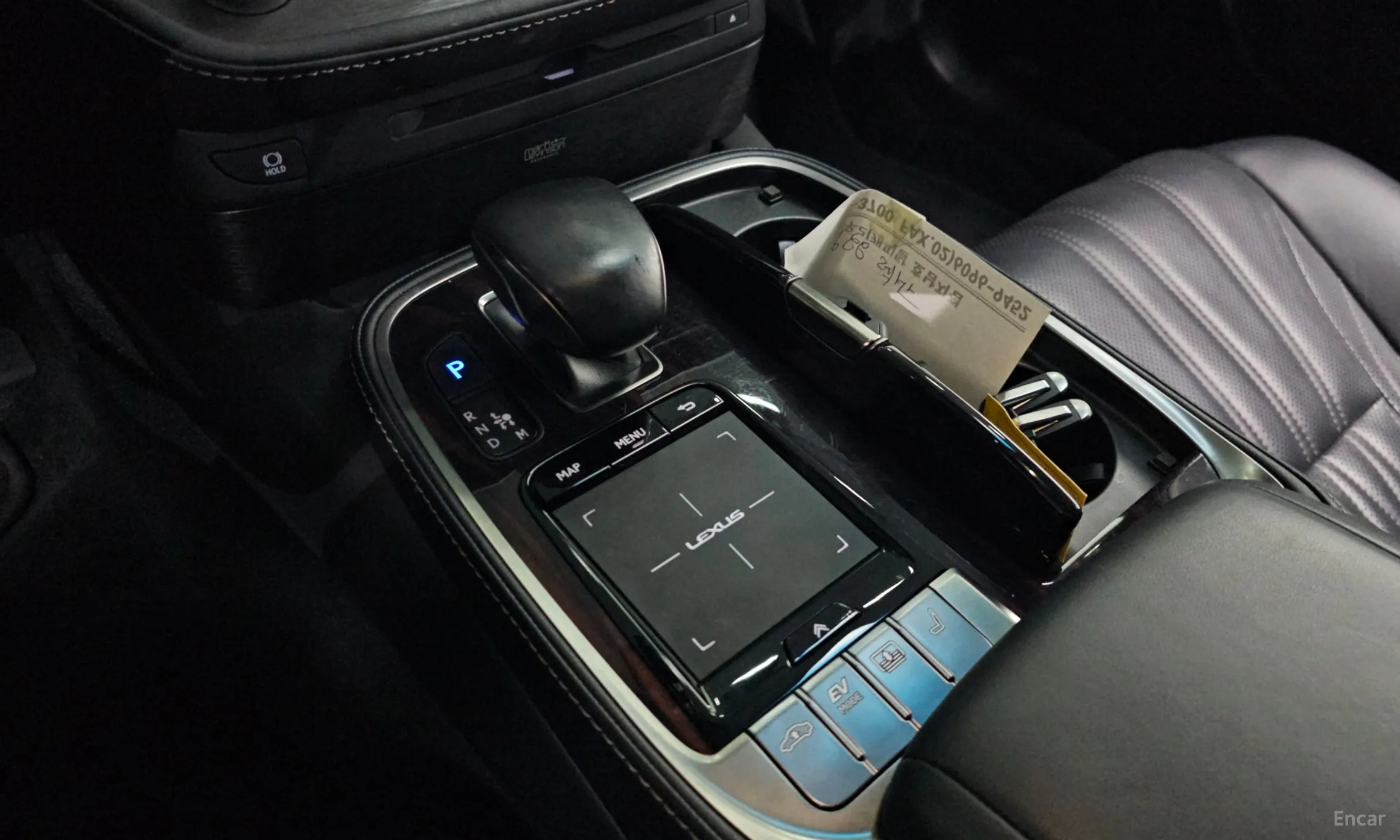 Lexus LS500h Gen 5 превью 9