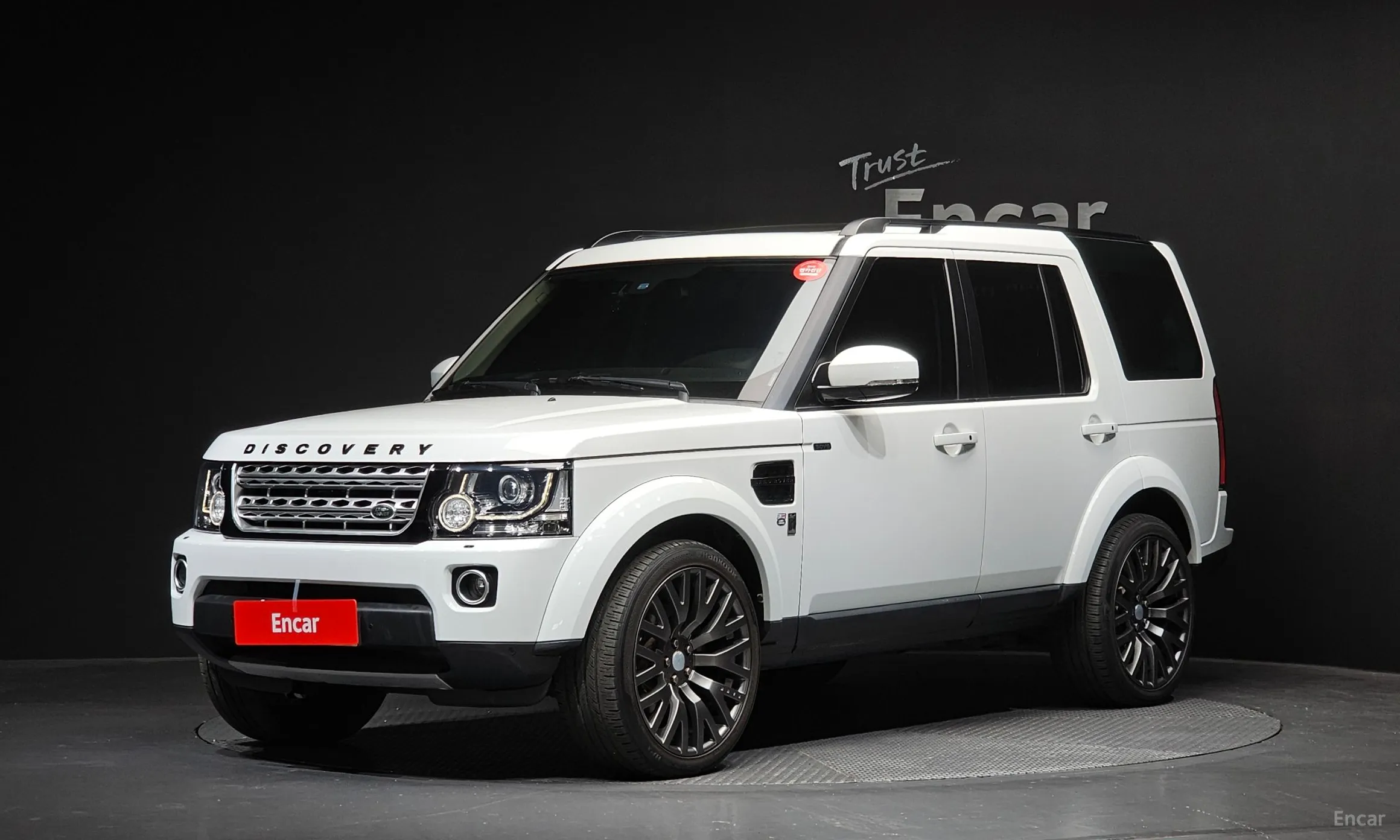 Land Rover Discovery 4
