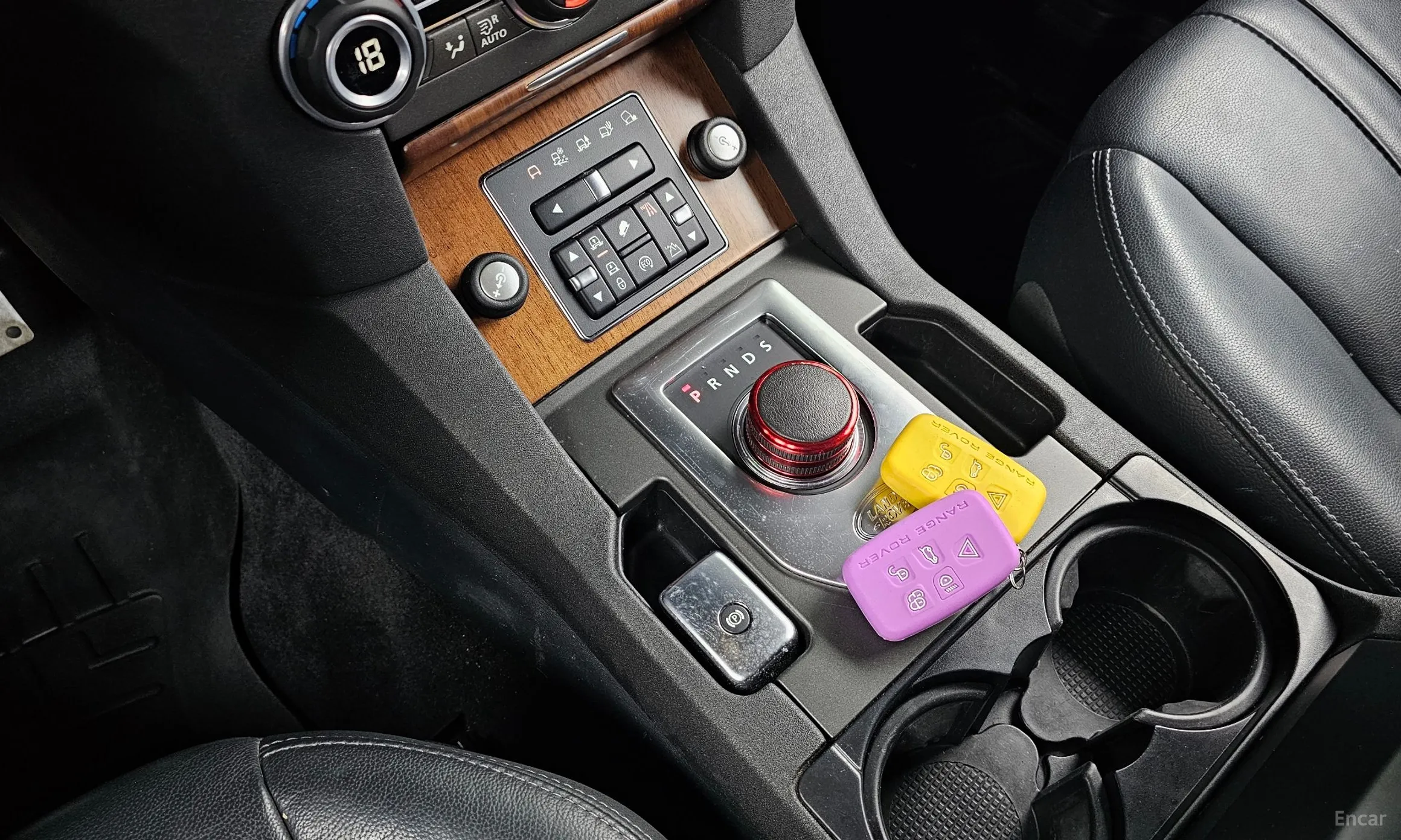 Land Rover Discovery 4 превью 9