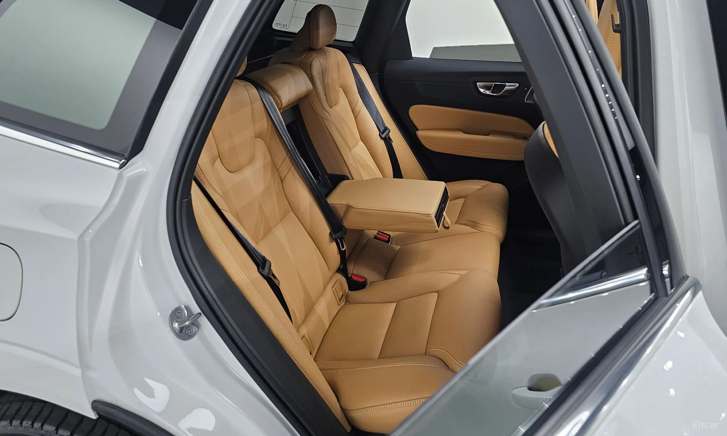 Volvo XC60 Gen 2 превью 11