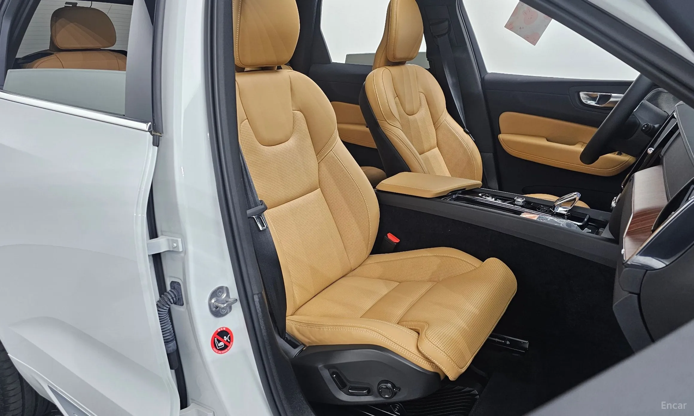 Volvo XC60 Gen 2 превью 12
