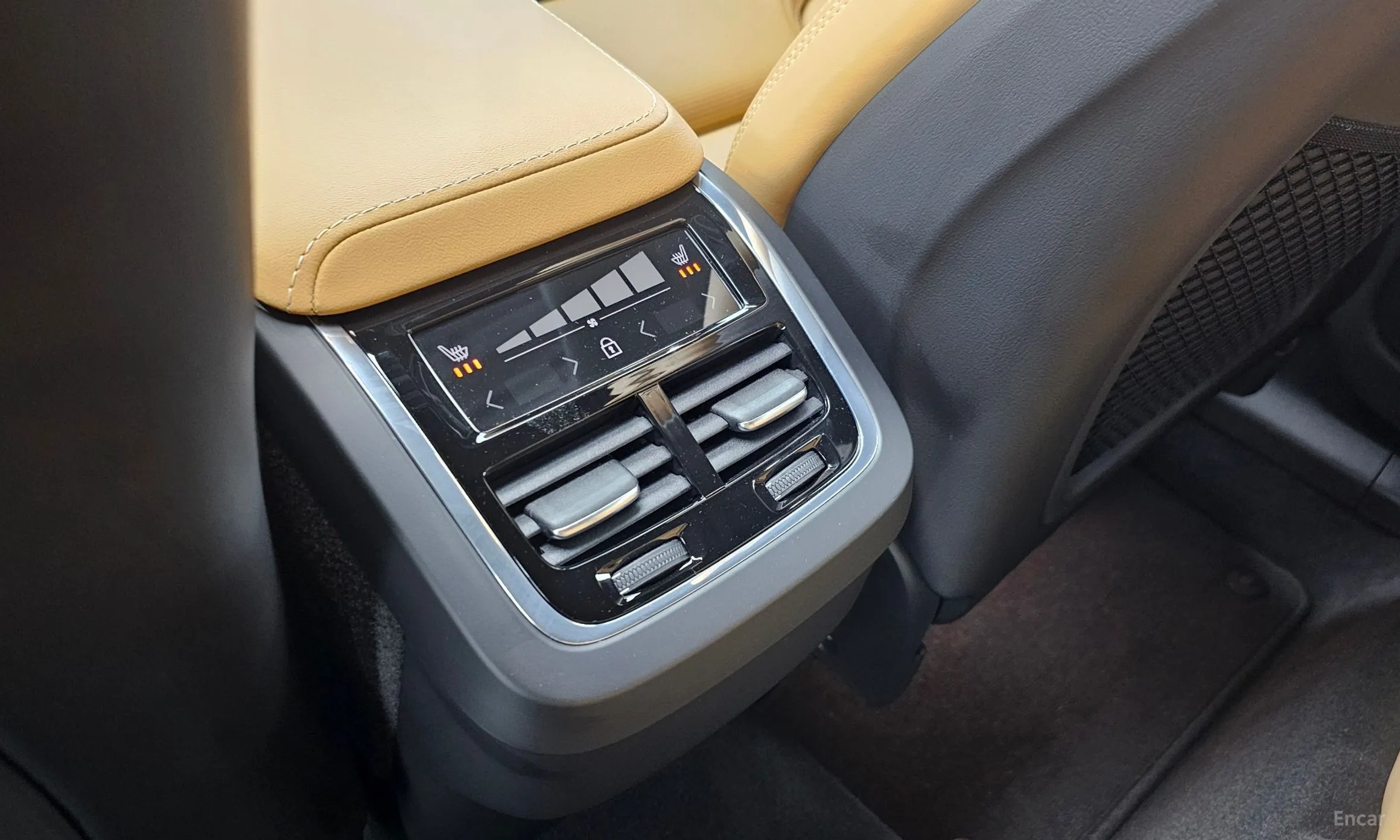 Volvo XC60 Gen 2 превью 17
