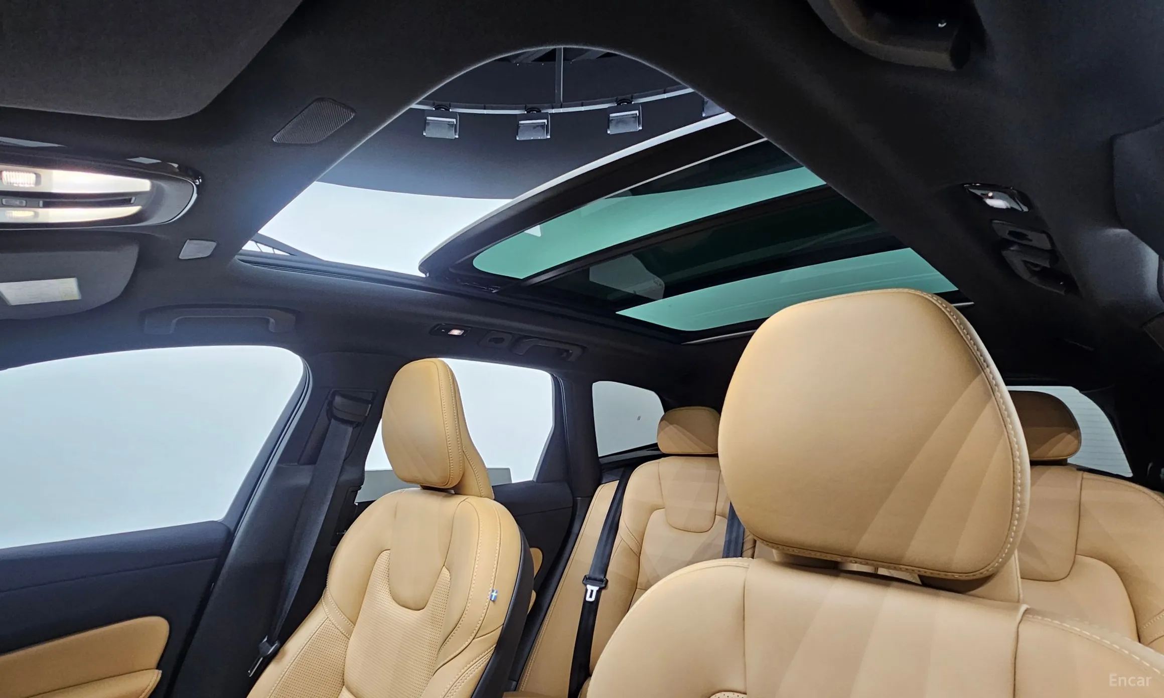 Volvo XC60 Gen 2 превью 18