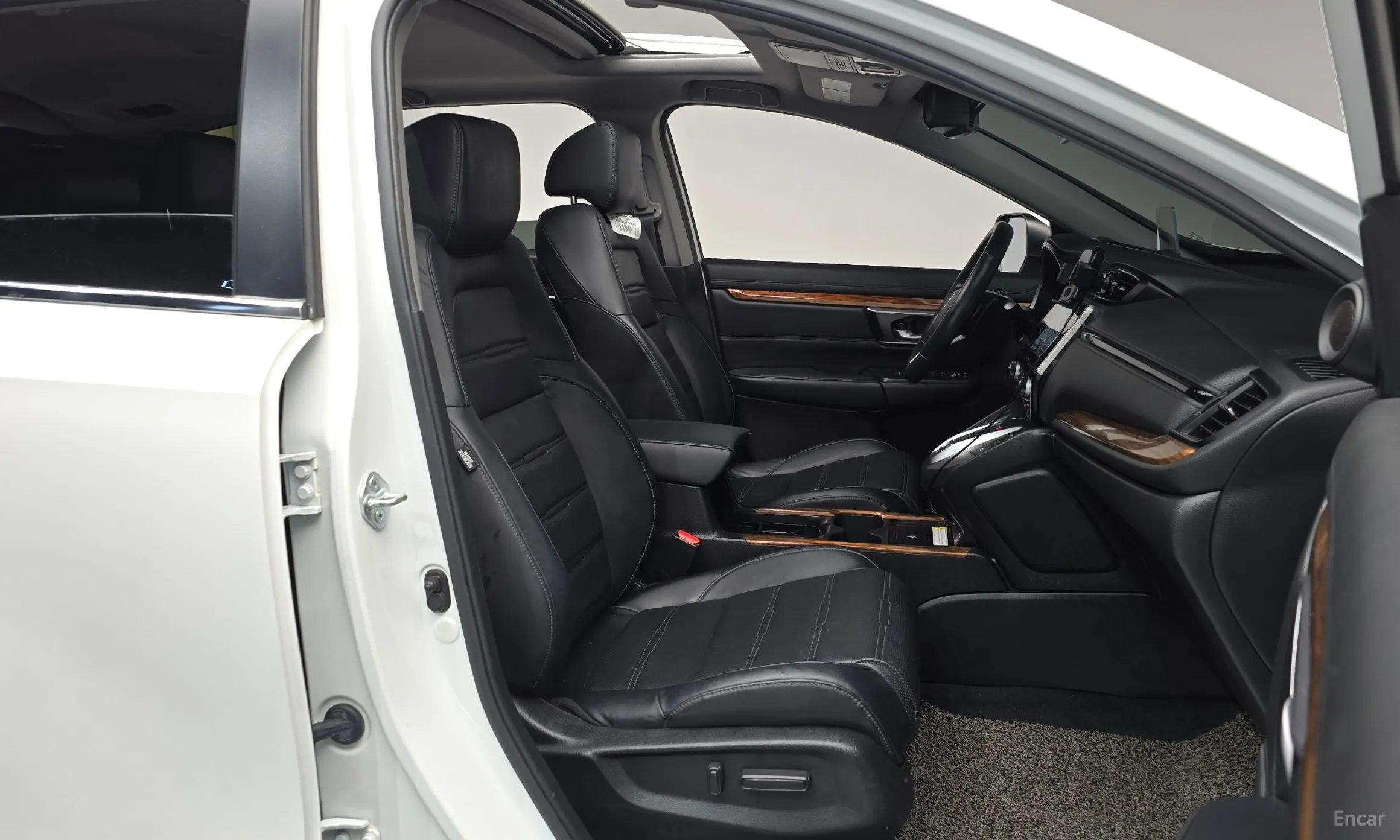 Honda CR-V 5th generation превью 11