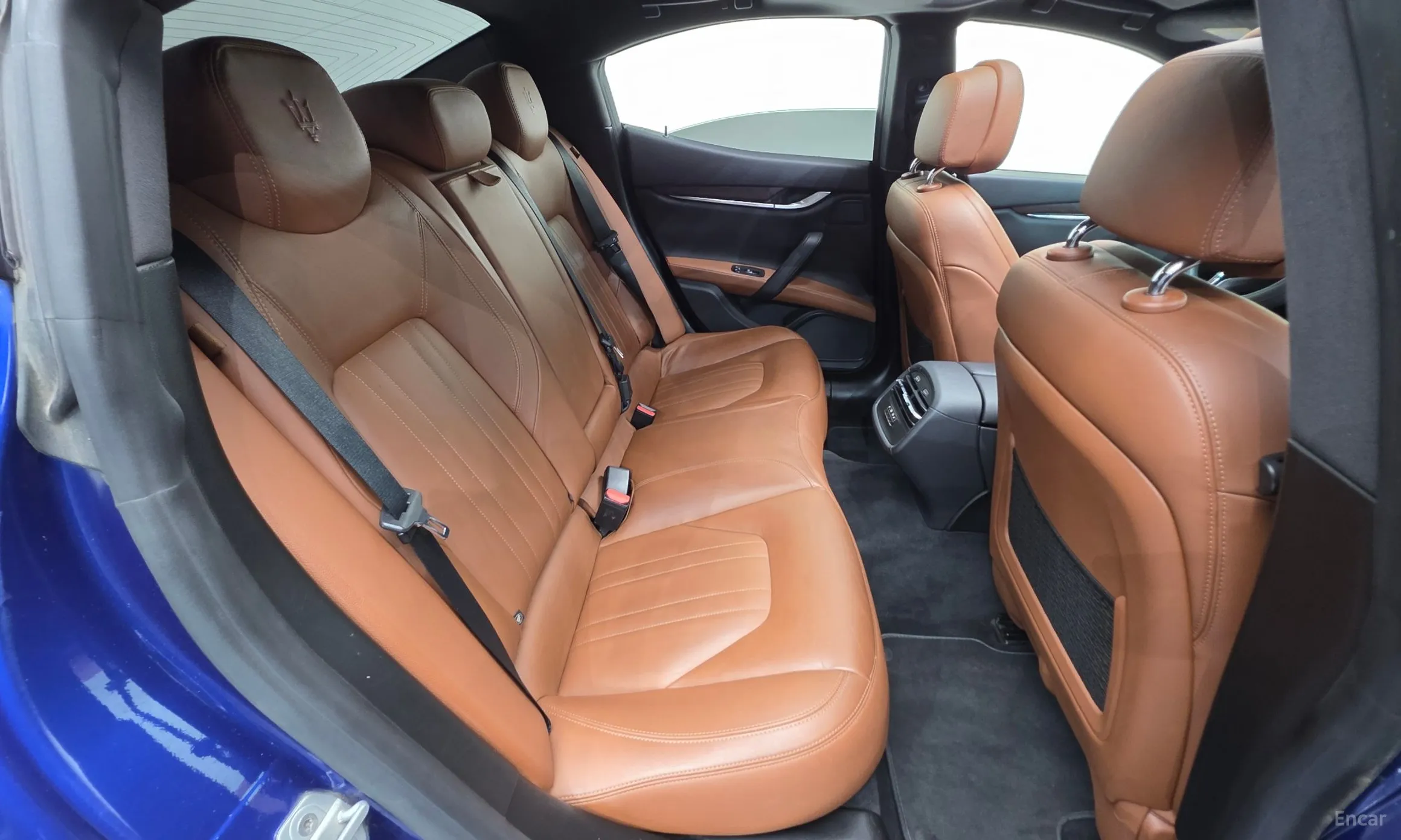 Maserati Ghibli превью 19