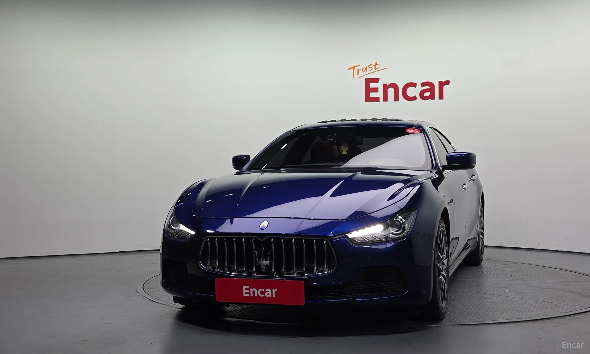 Maserati Ghibli превью 3