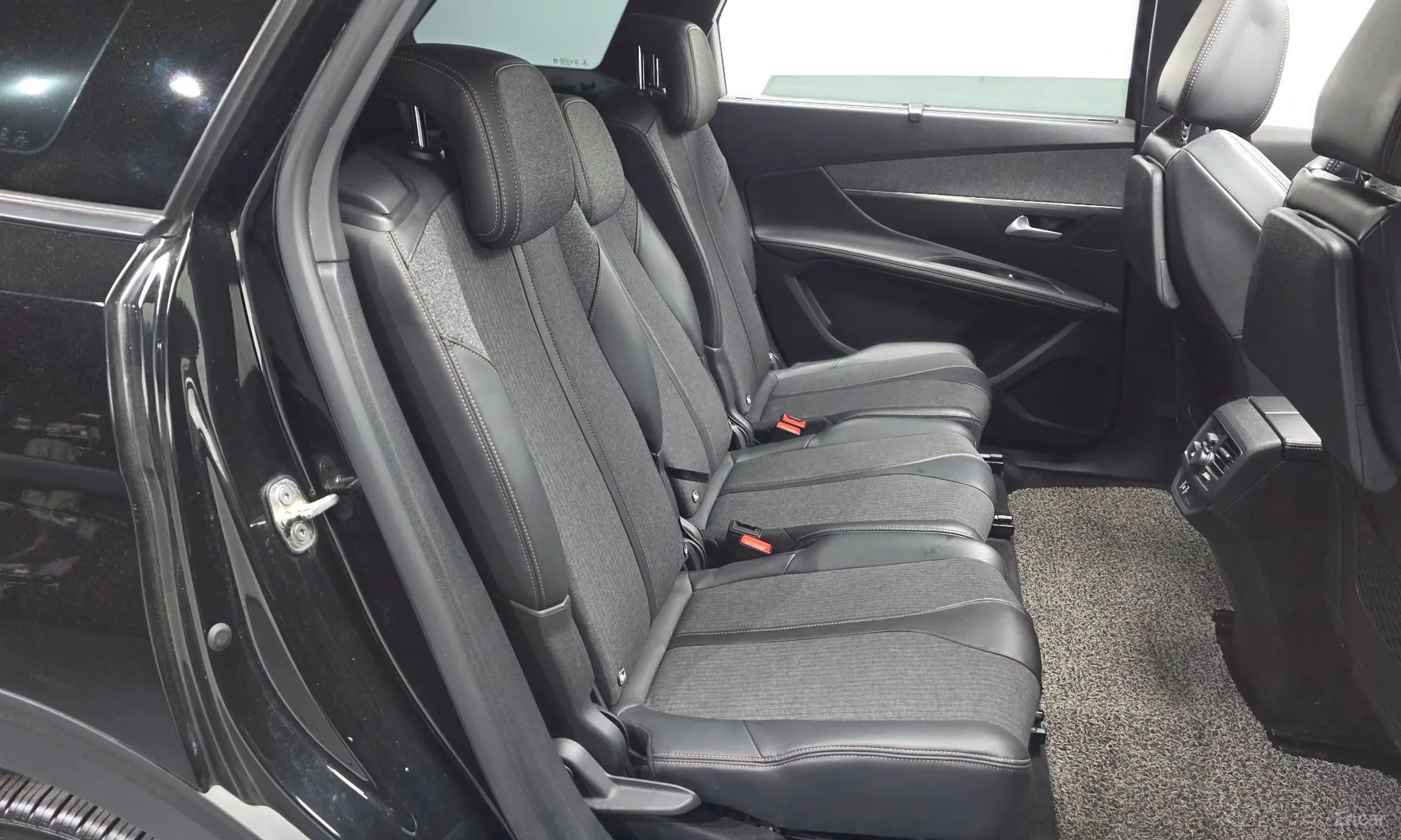 Peugeot 5008 2nd generation превью 11