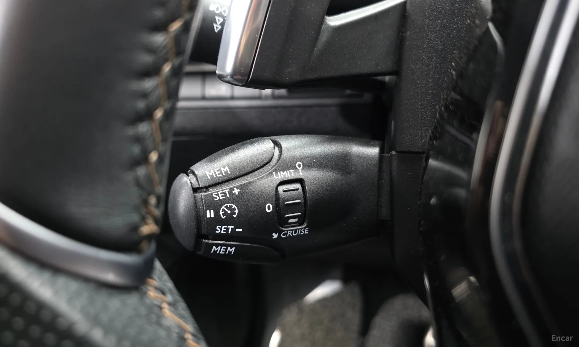 Peugeot 5008 2nd generation превью 14