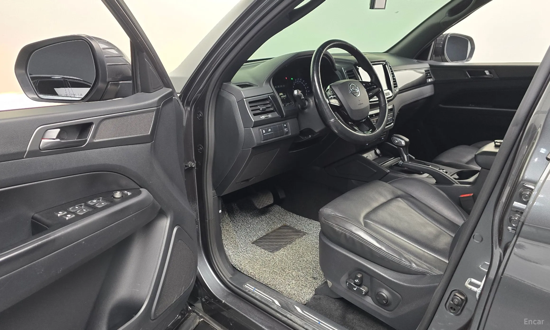 KG Mobility (SsangYong) Rexton Sports Khan превью 10