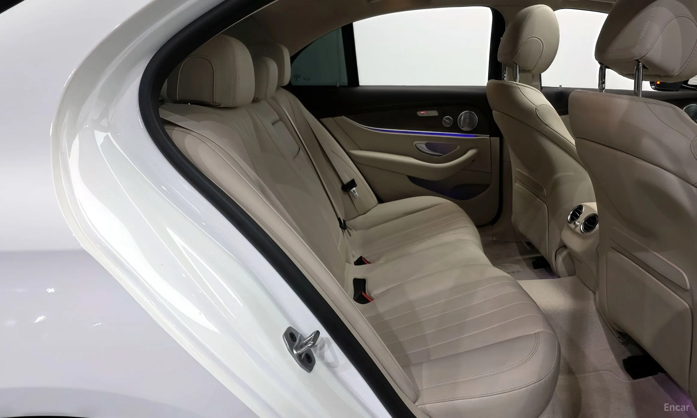 Mercedes Benz E-Class W213 превью 12