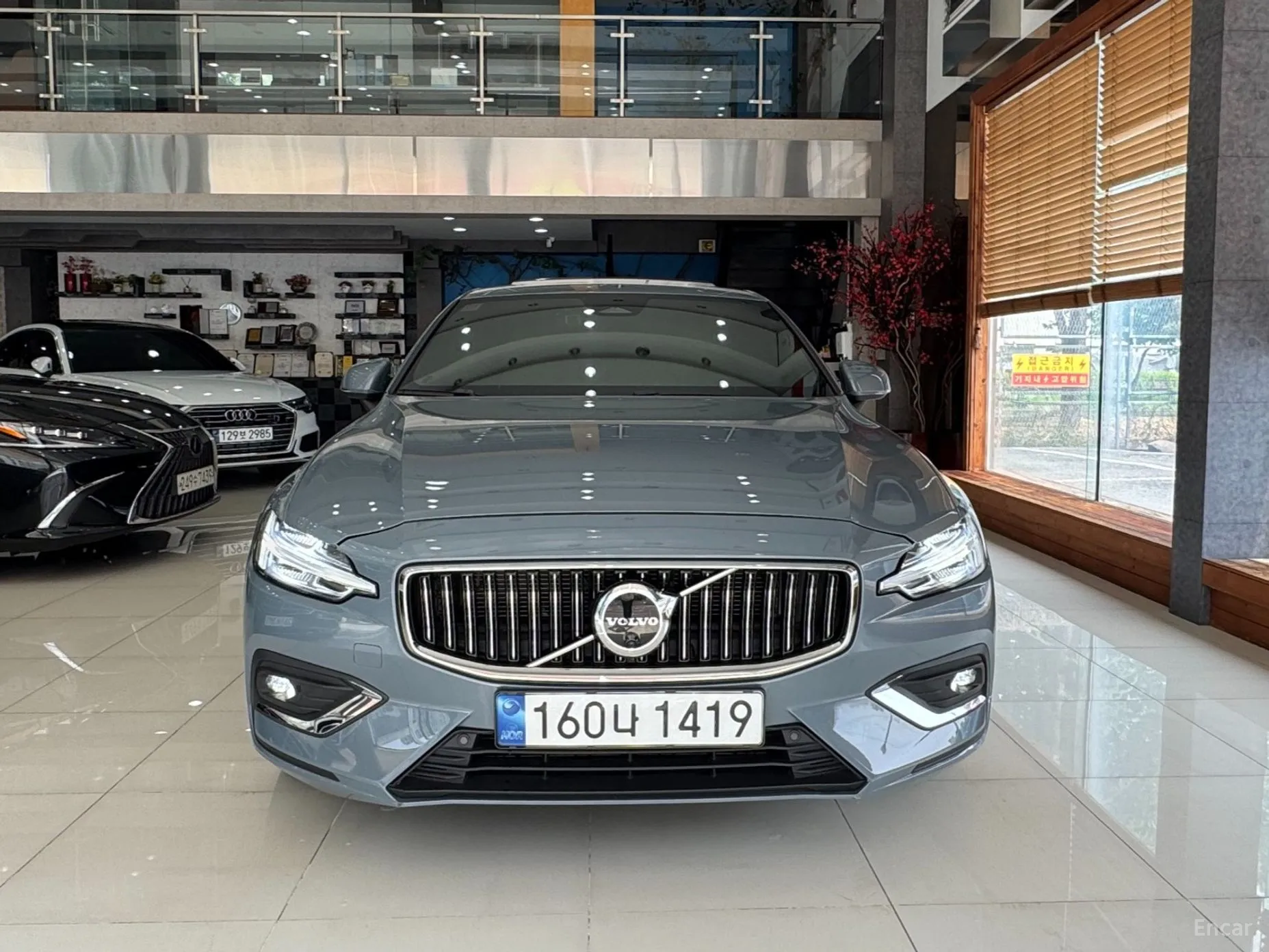 Volvo S60 3rd Generation превью 3