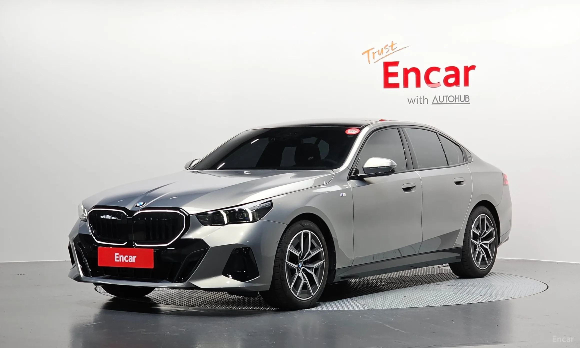 BMW 5 Series (G60)