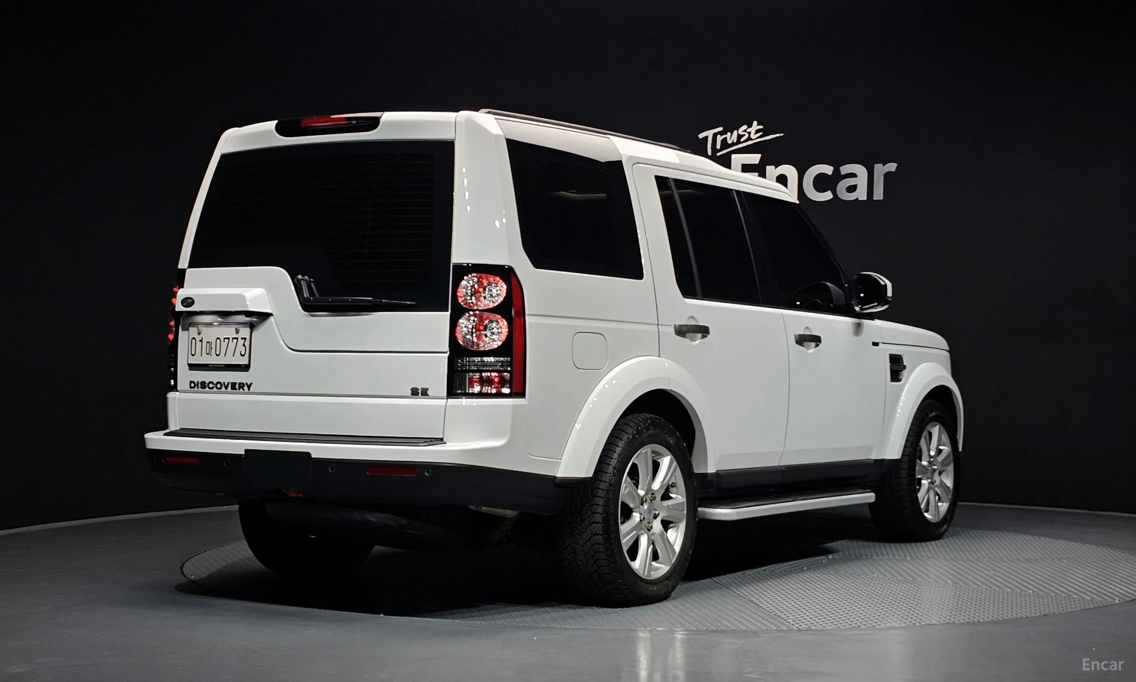 Land Rover Discovery 4 превью 2