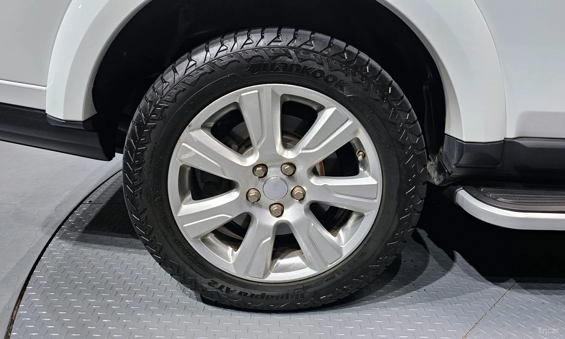Land Rover Discovery 4 превью 5