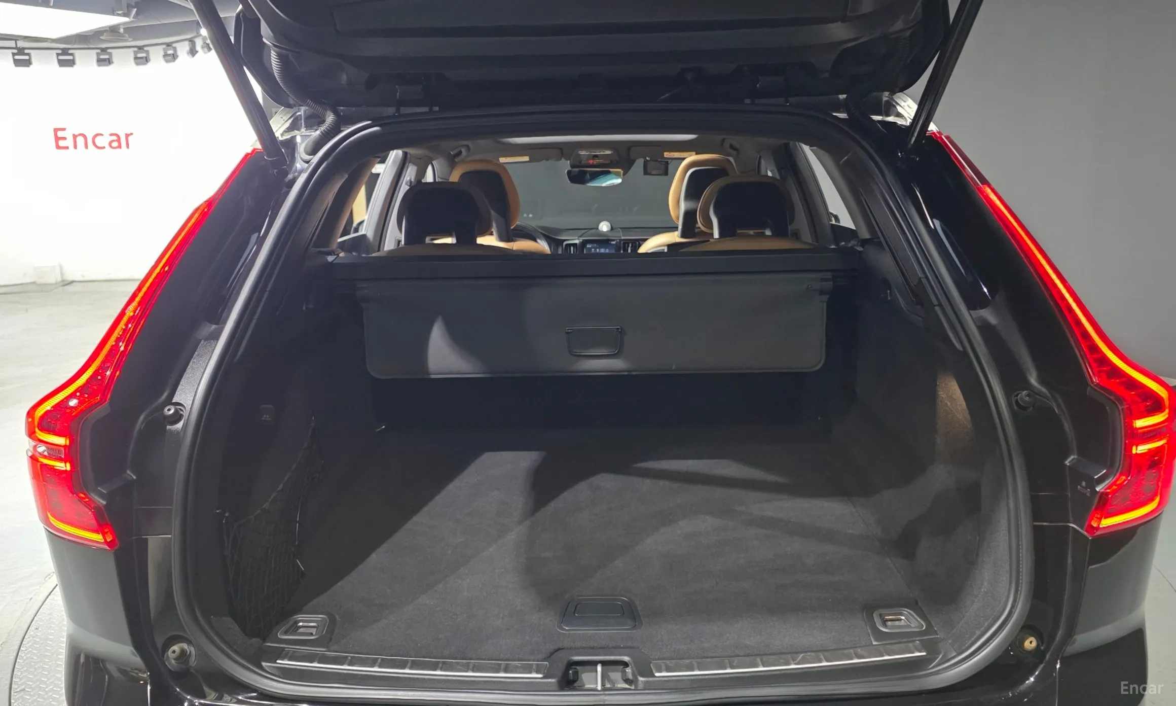 Volvo XC60 Gen 2 превью 17