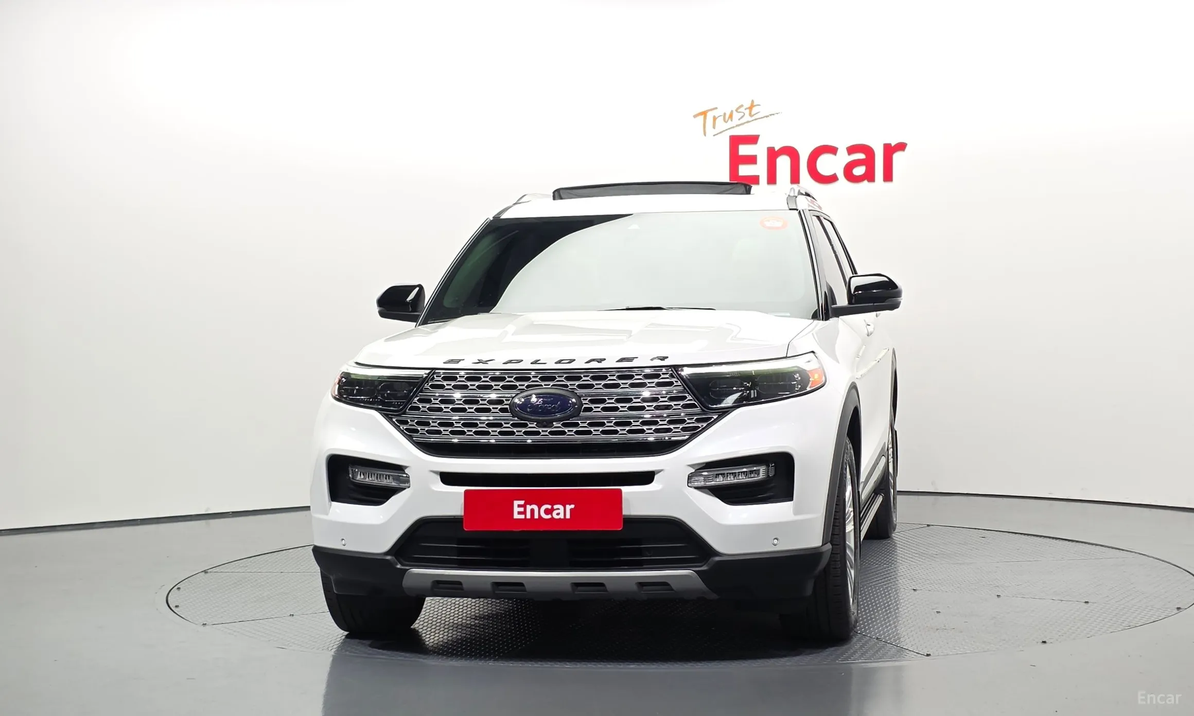 Ford Explorer 6th Generation превью 3