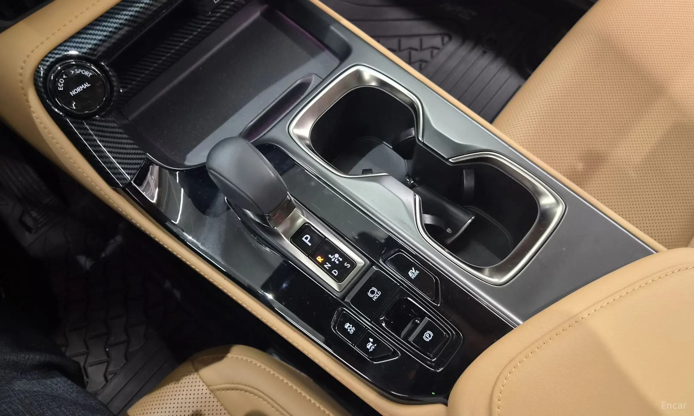 Lexus NX350h Gen 2 превью 14