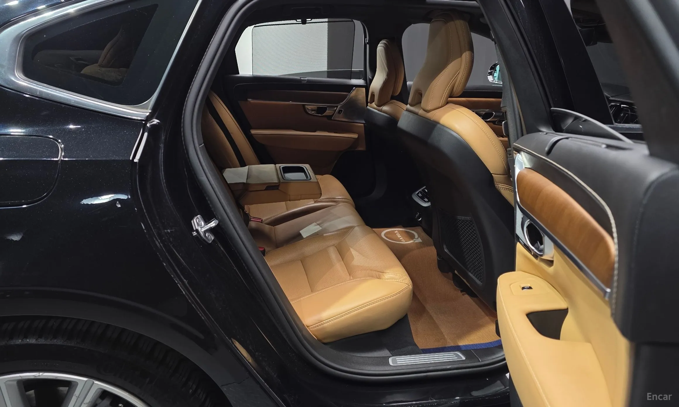 Volvo S90 превью 11
