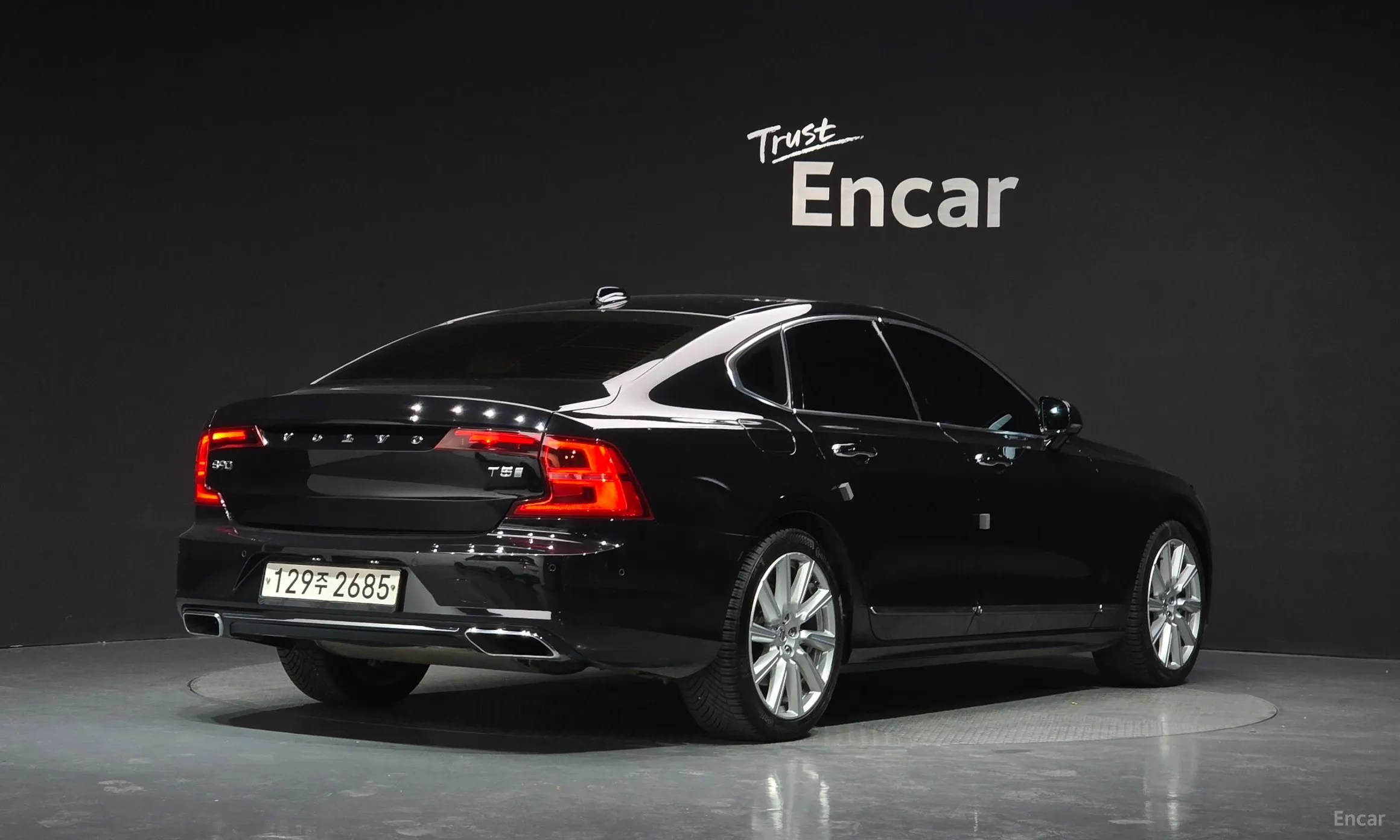 Volvo S90