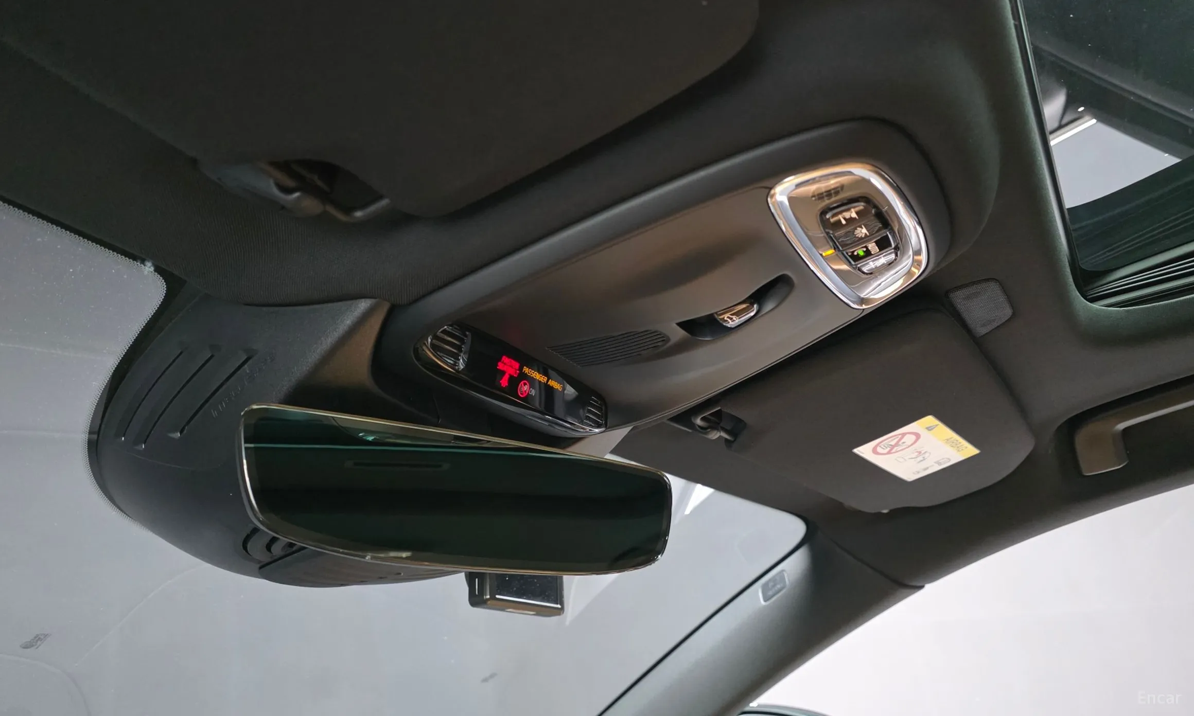 Volvo S90 превью 19