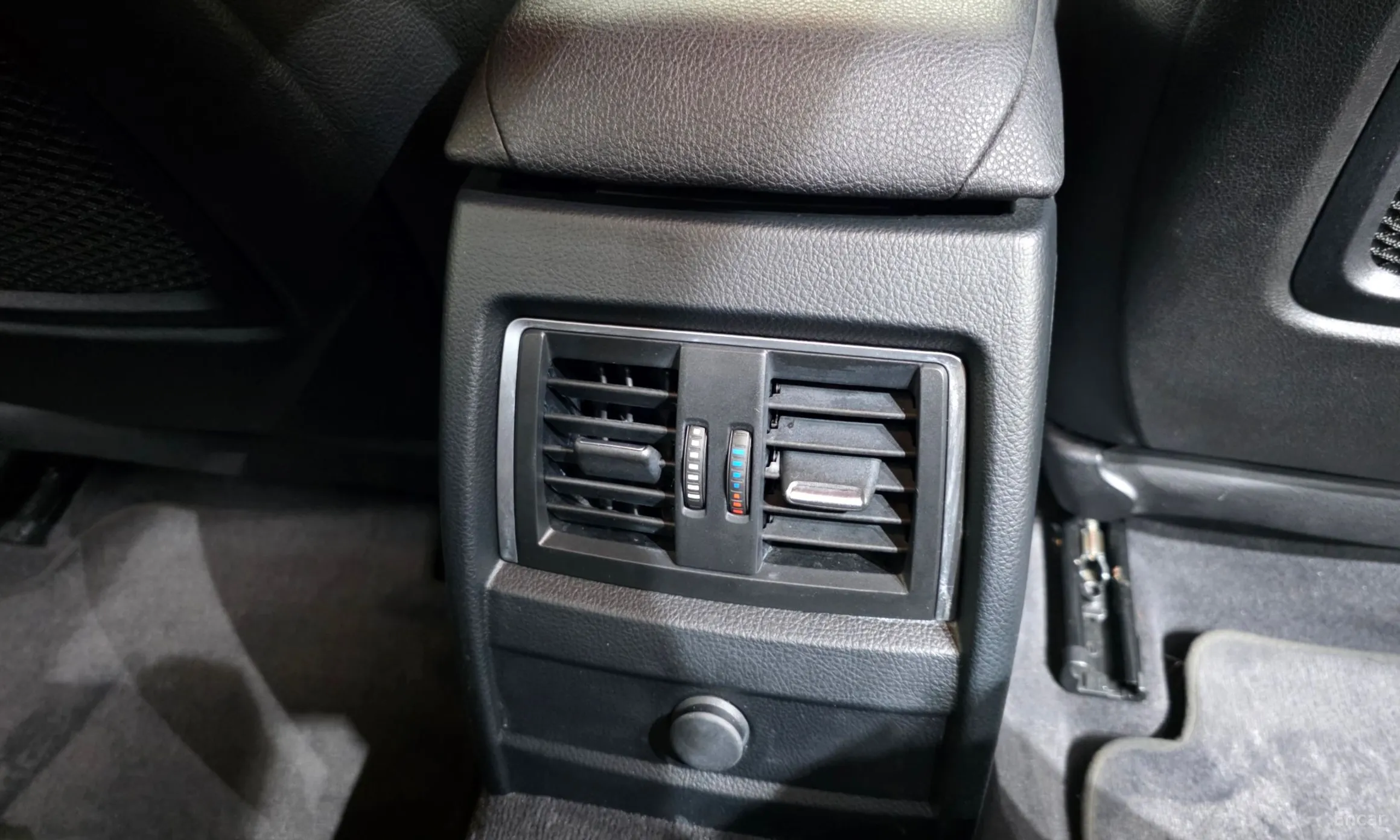 BMW 3 Series (F30) превью 19