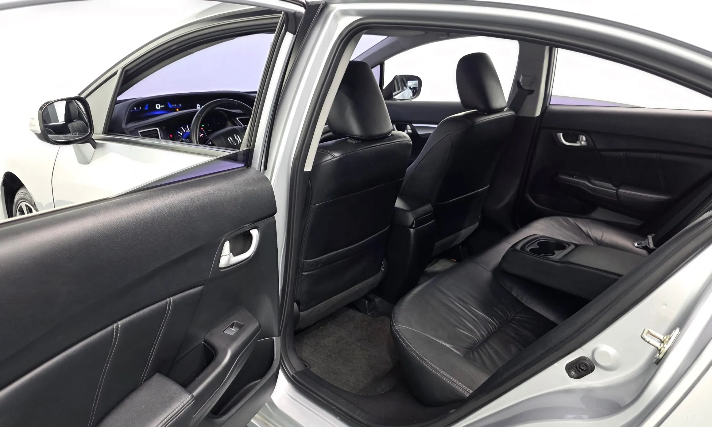 Honda Civic превью 12