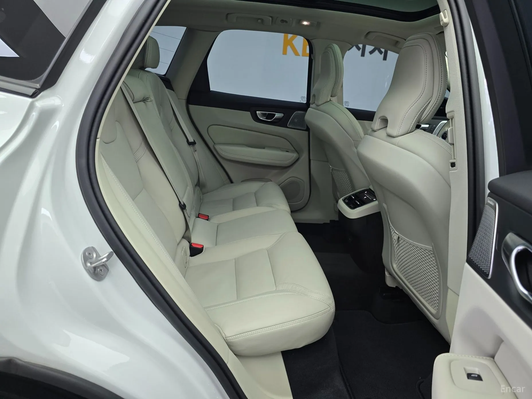 Volvo XC60 Gen 2 превью 11
