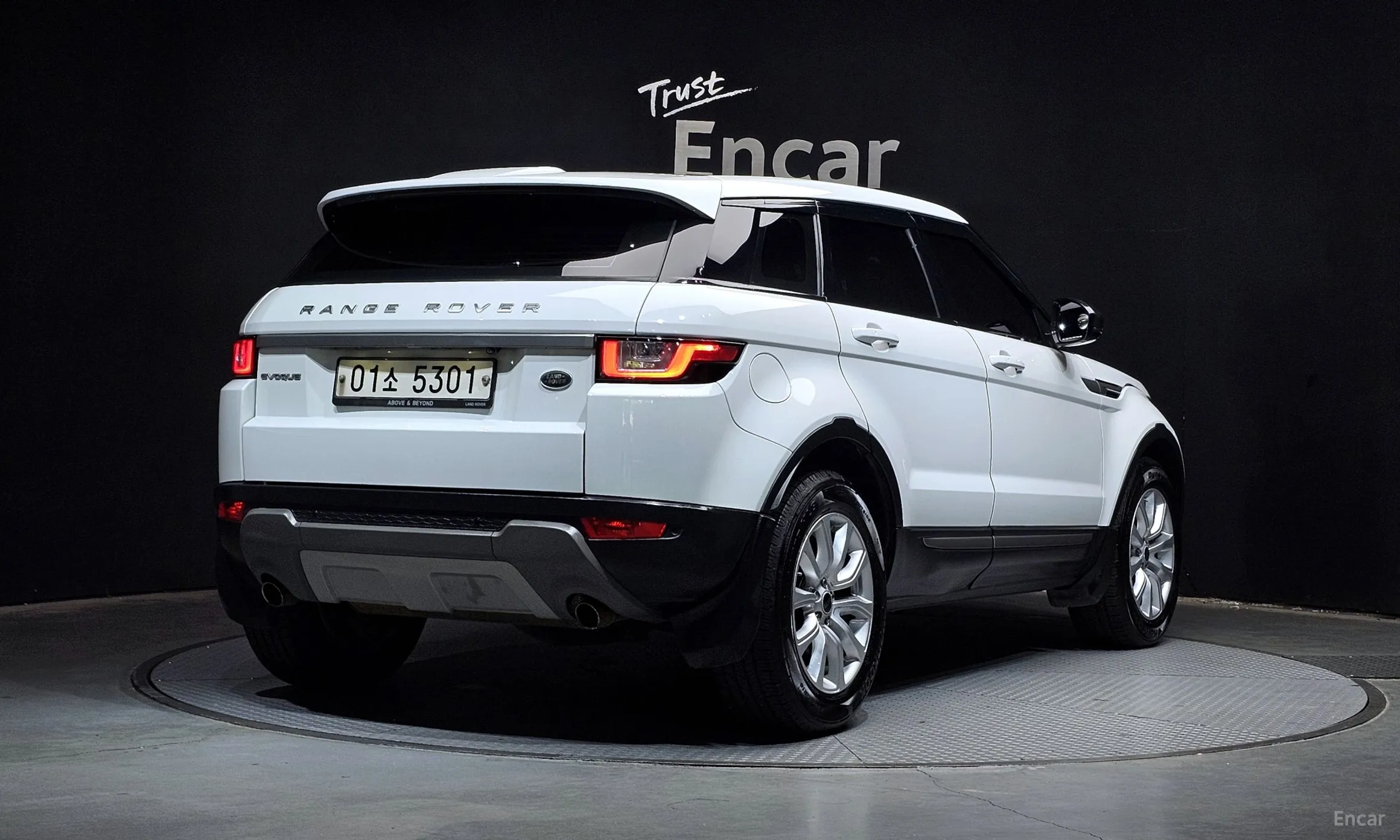 Land Rover Range Rover Evoque превью 2