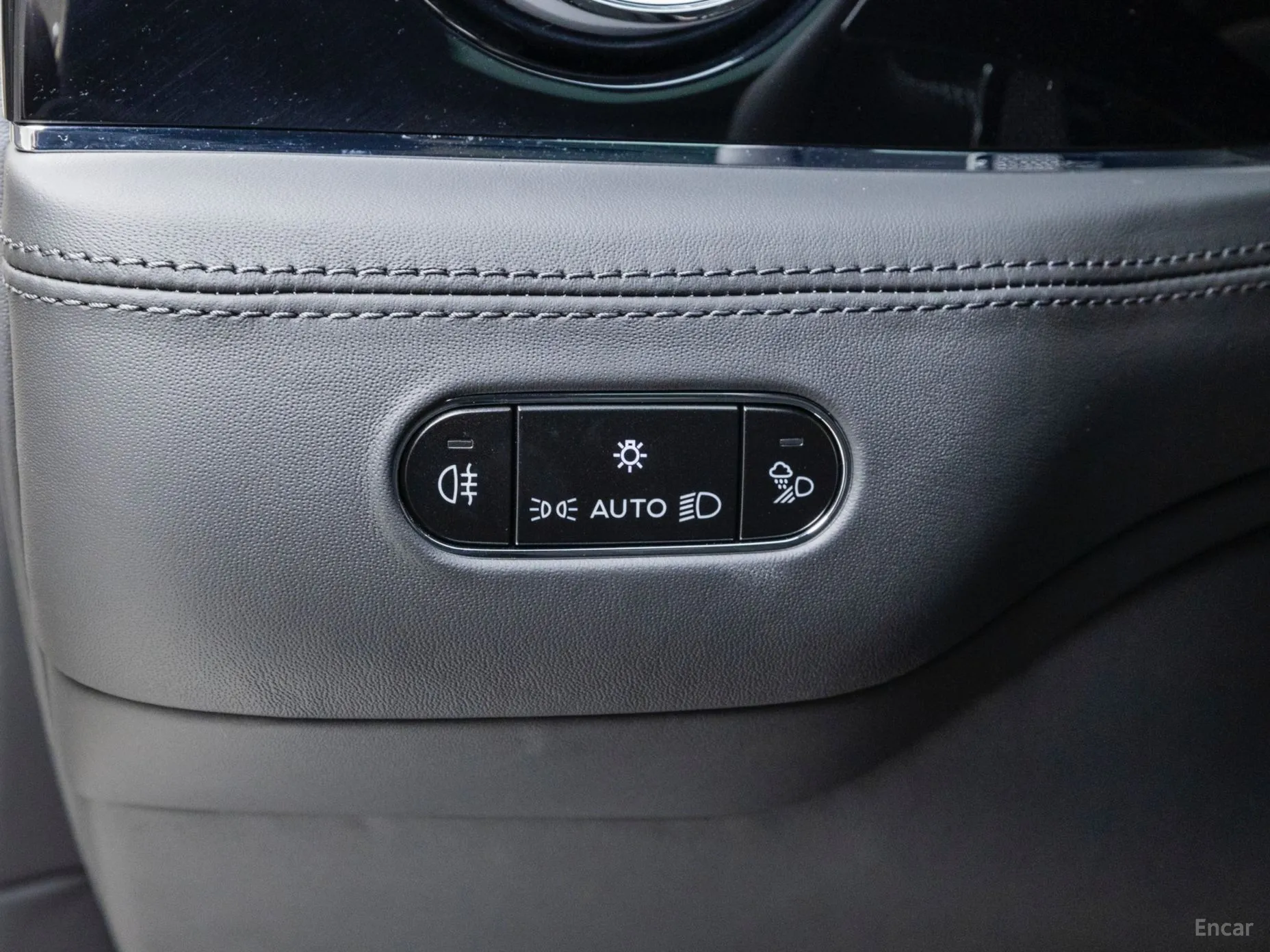 Bentley Bentayga превью 14
