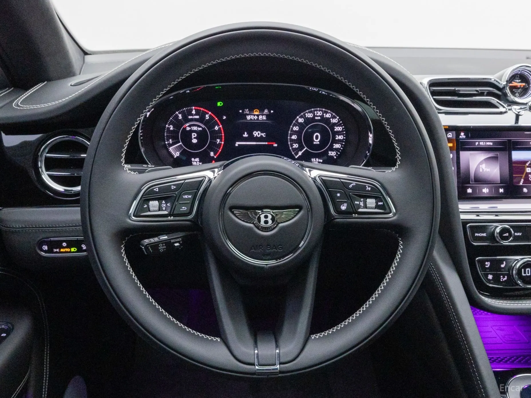 Bentley Bentayga превью 20
