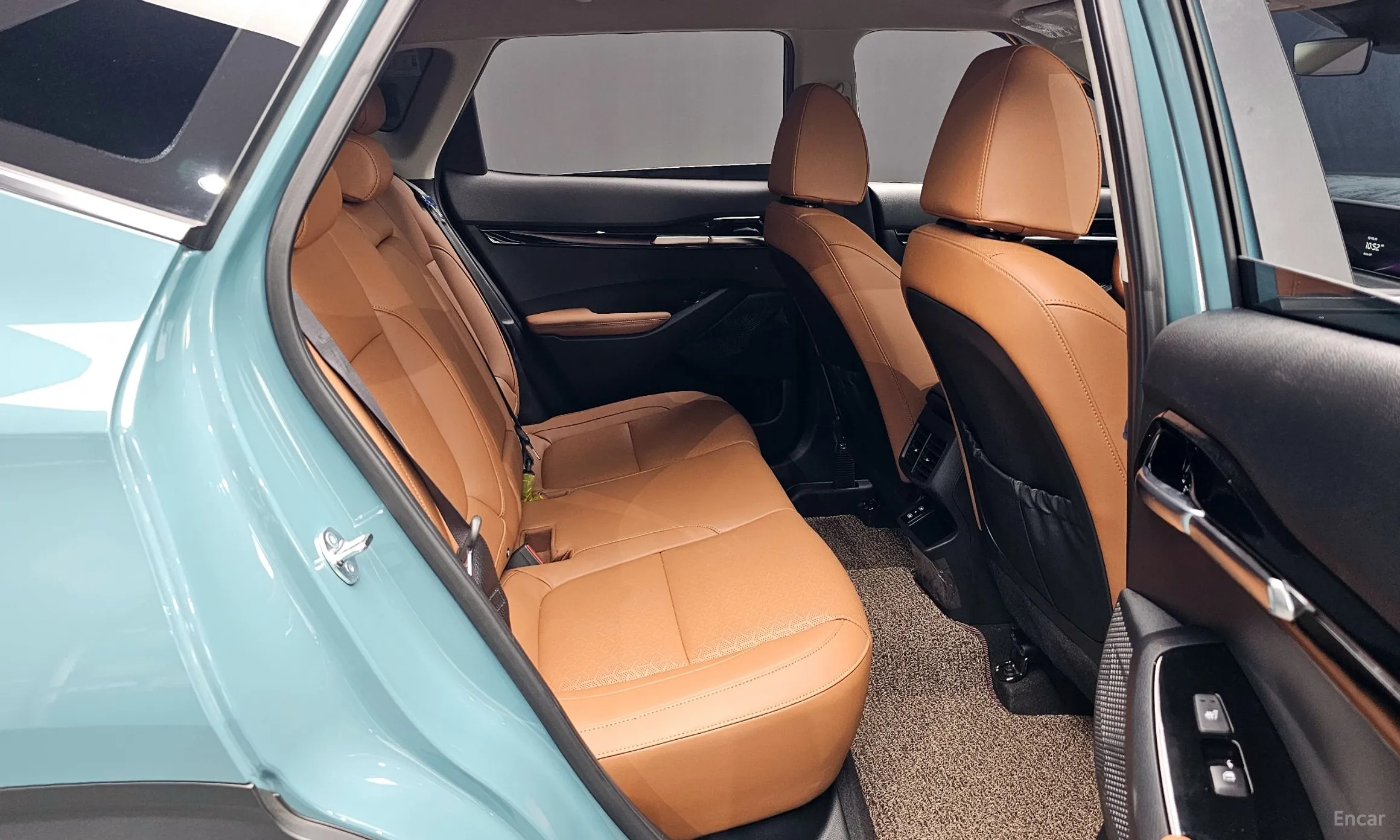 Kia Seltos превью 11
