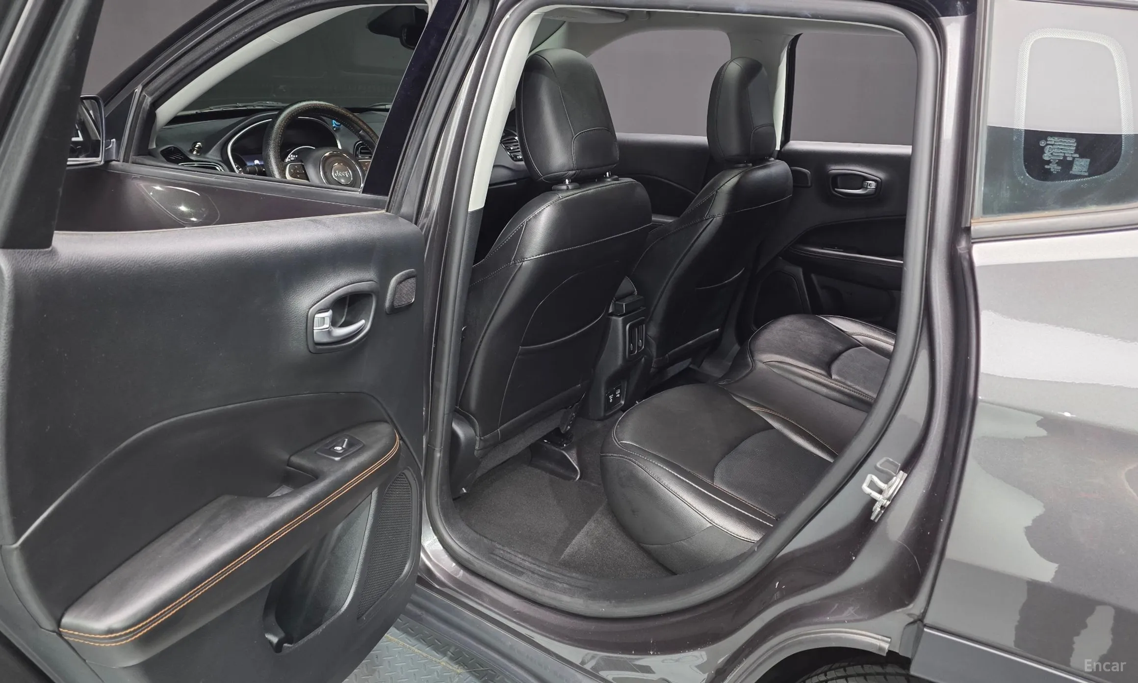Jeep Compass 2nd Generation превью 12