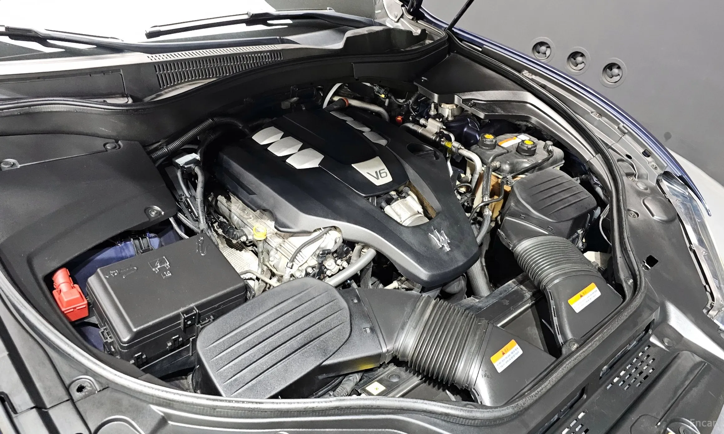 Maserati Levante превью 6
