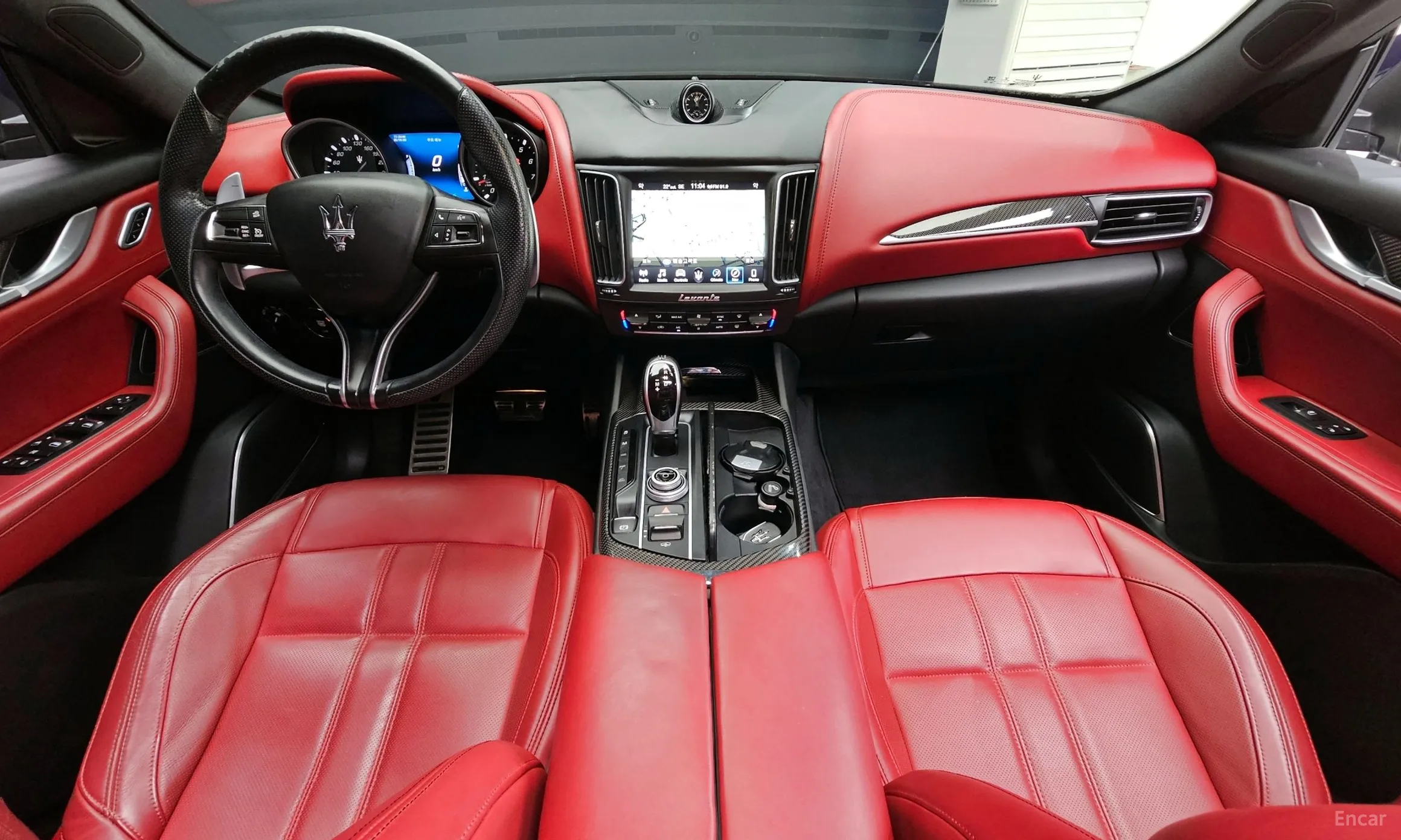 Maserati Levante превью 7