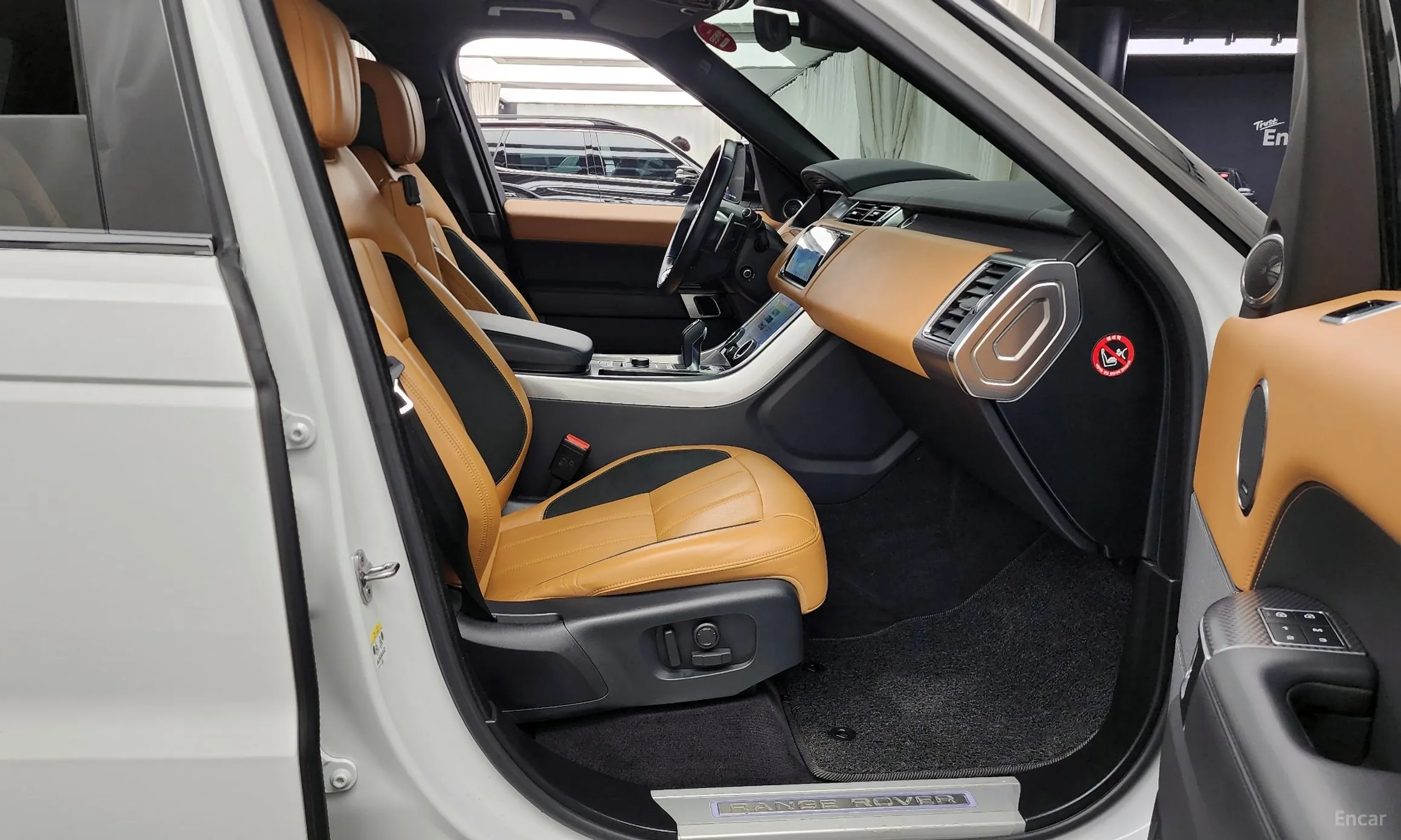 Land Rover Range Rover Sport 2nd Generation превью 11