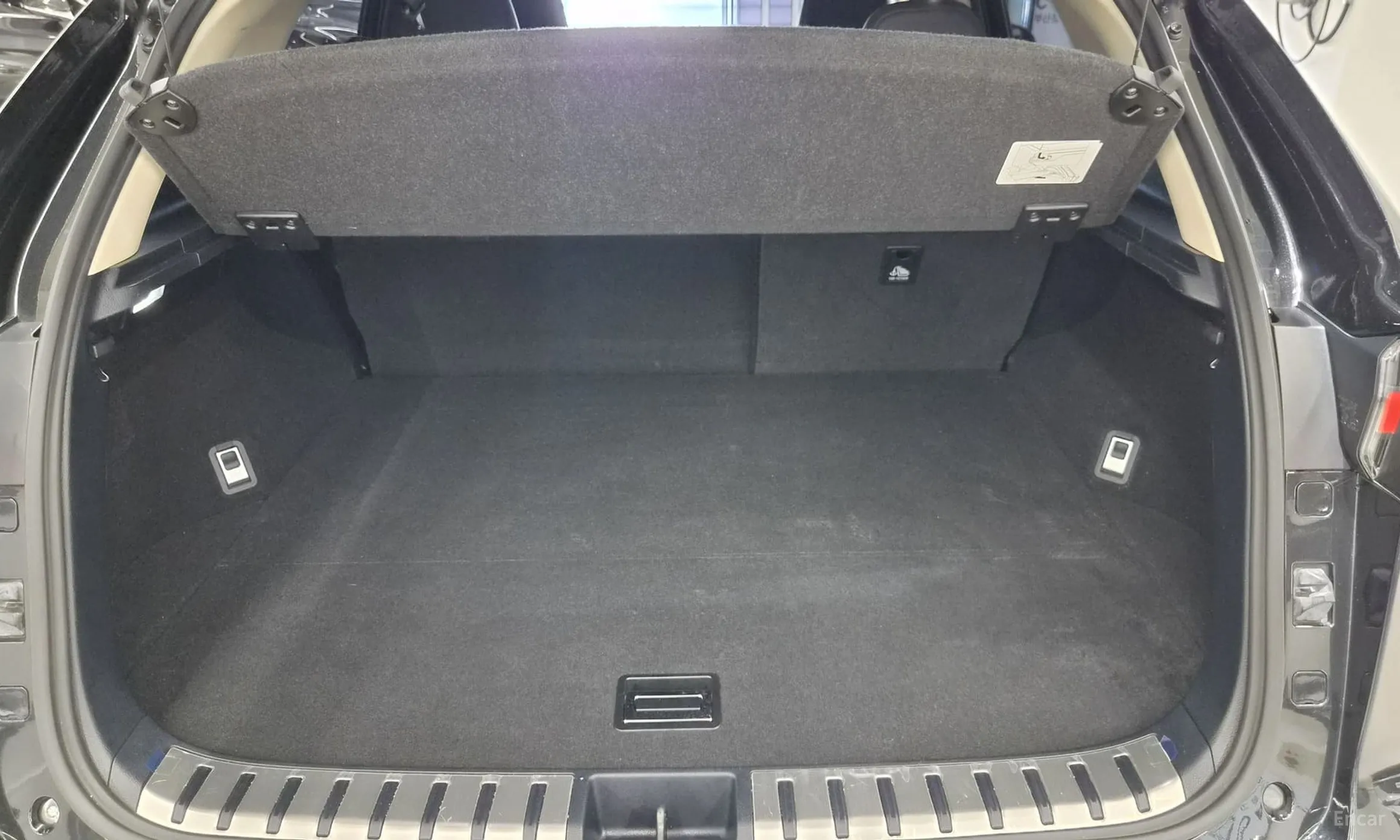 Lexus NX300h превью 19