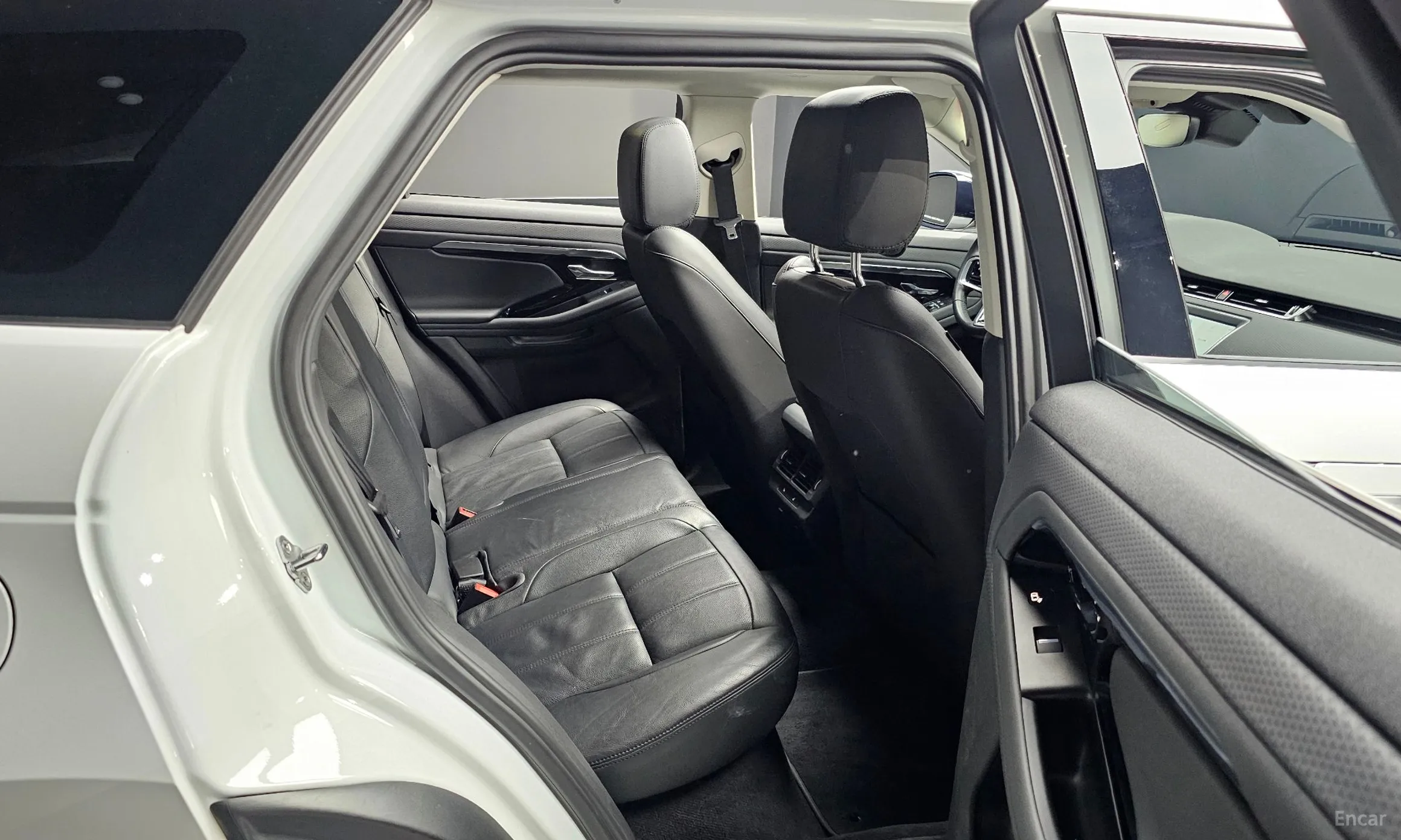 Land Rover Range Rover Evoque 2nd Generation превью 12