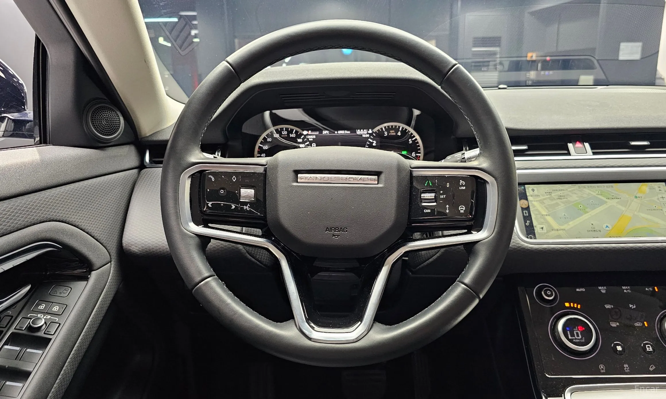 Land Rover Range Rover Evoque 2nd Generation превью 13
