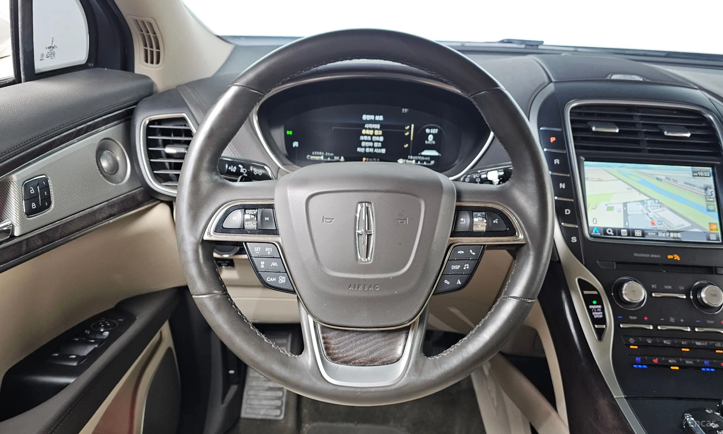 Lincoln Nautilus Gen 1 превью 13