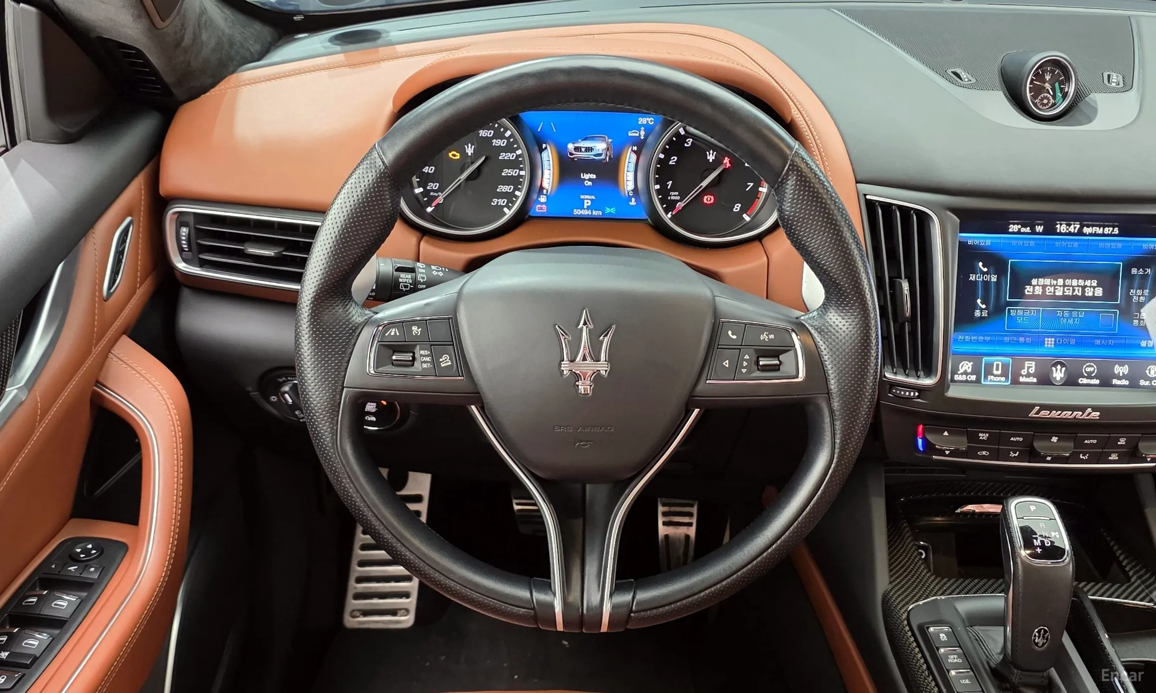 Maserati Levante превью 13