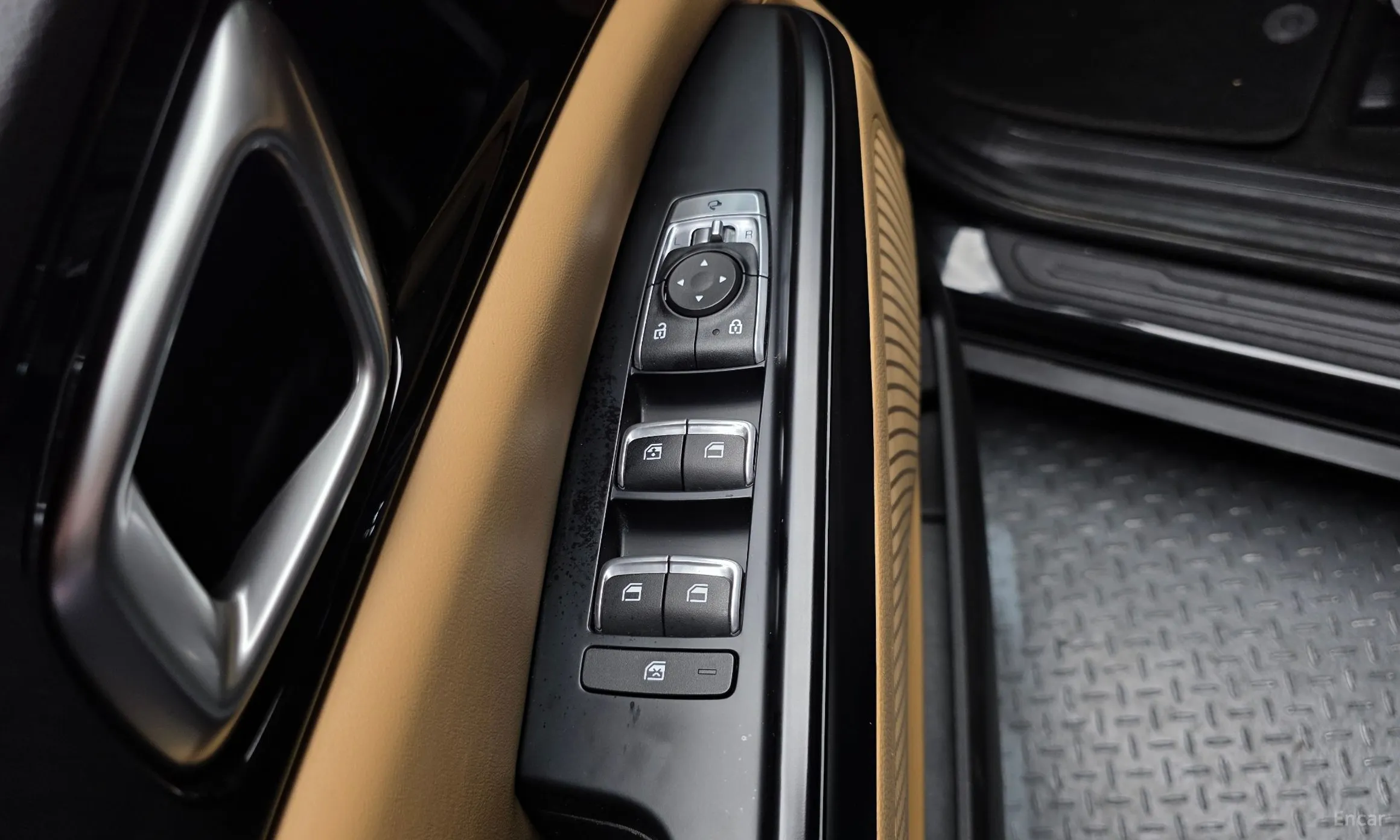 Kia Carnival Gen 4 превью 14