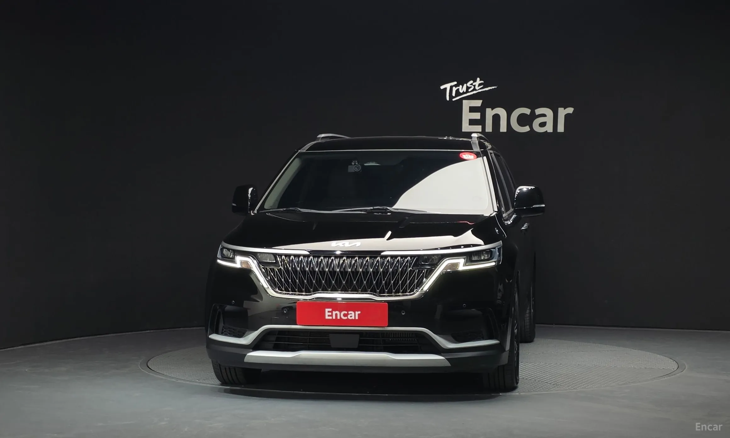 Kia Carnival Gen 4 превью 3