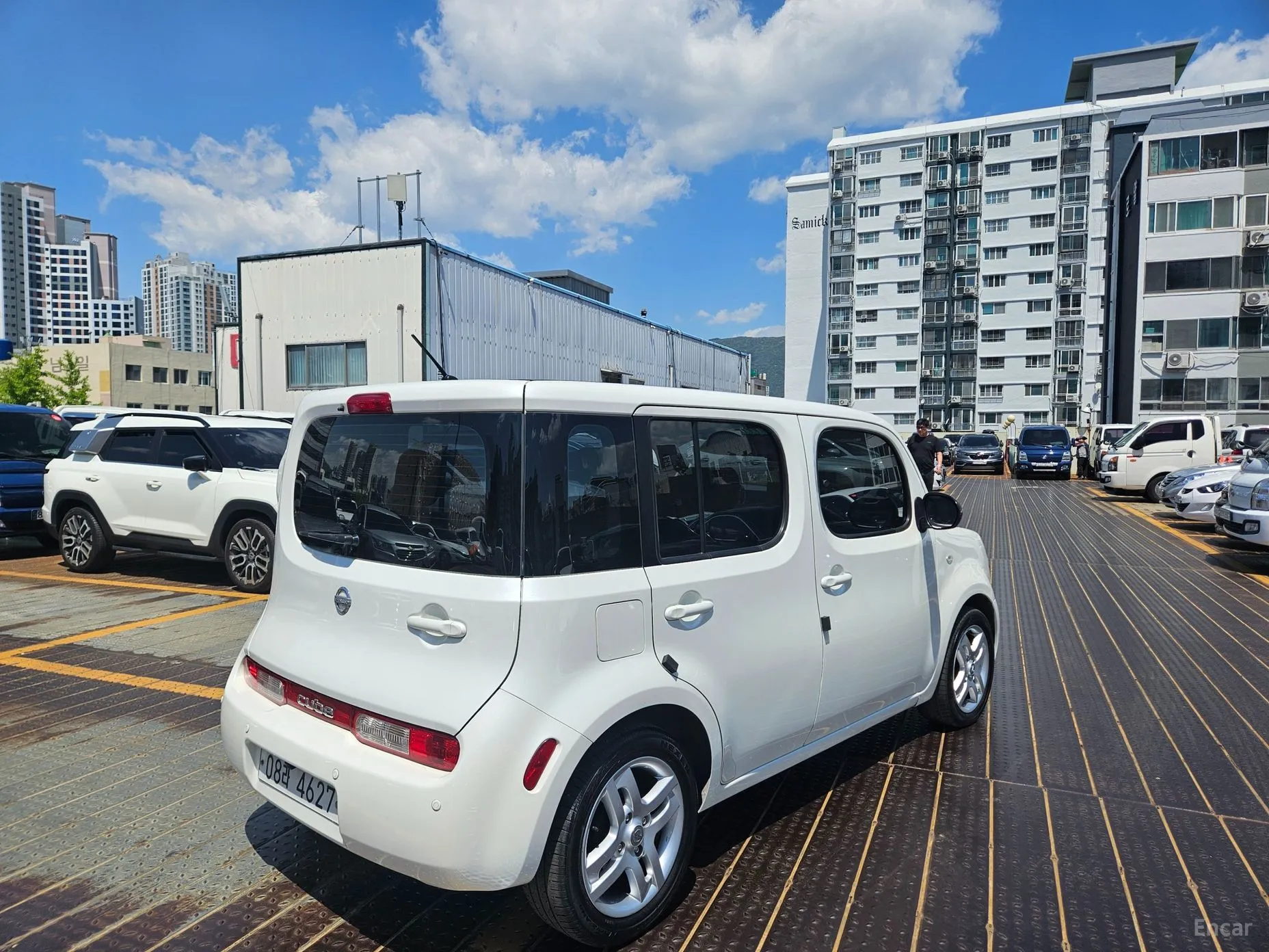 Nissan Cube превью 7