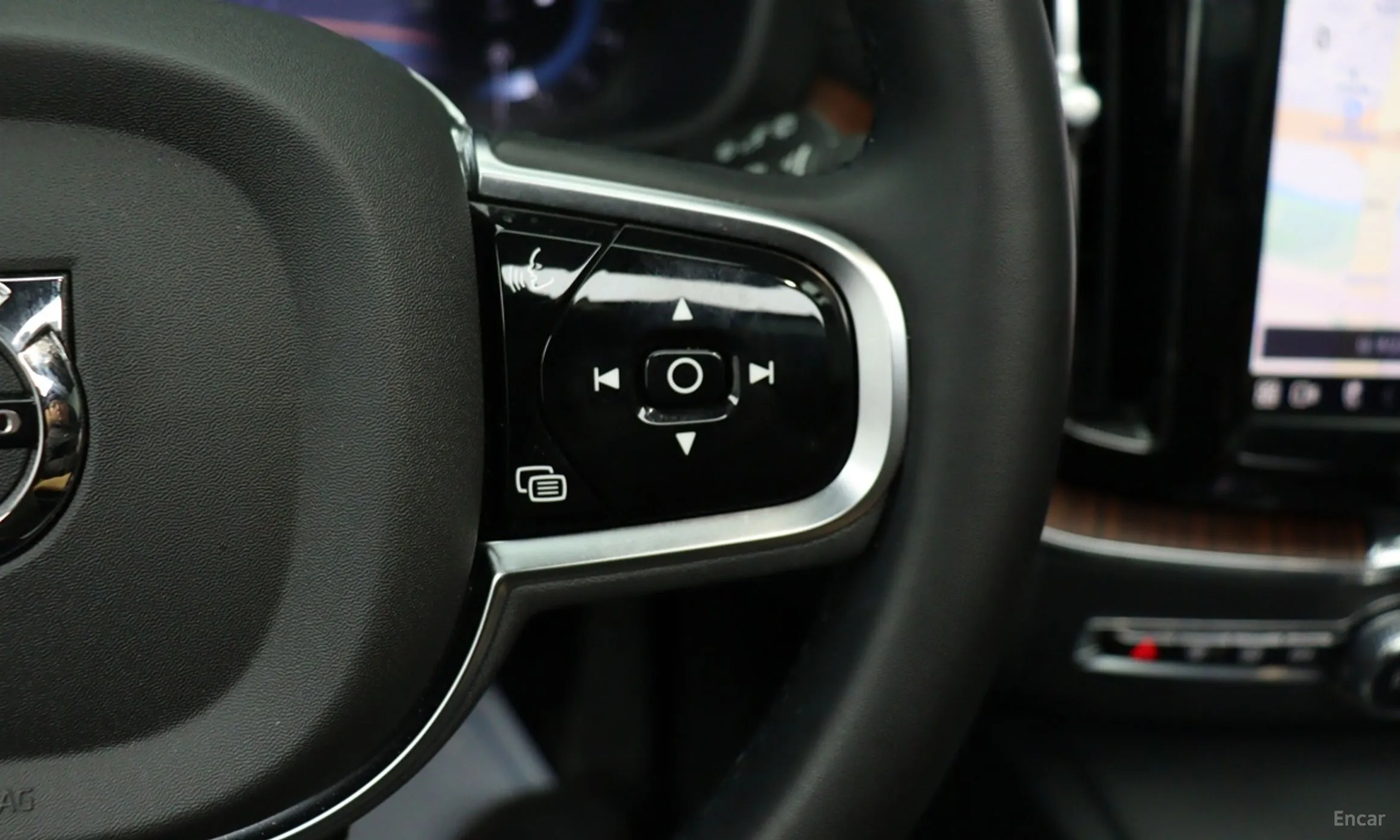 Volvo XC60 Gen 2 превью 17