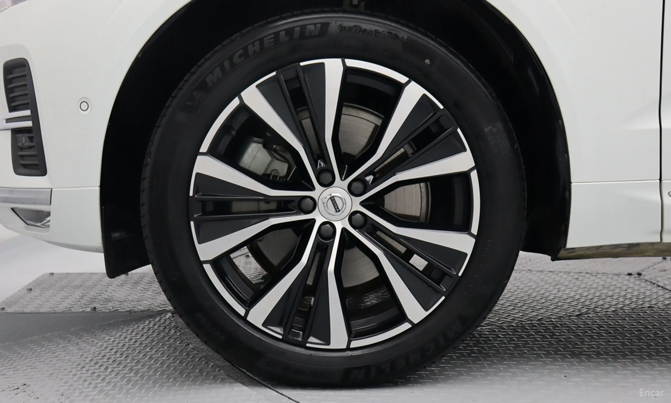 Volvo XC60 Gen 2 превью 3