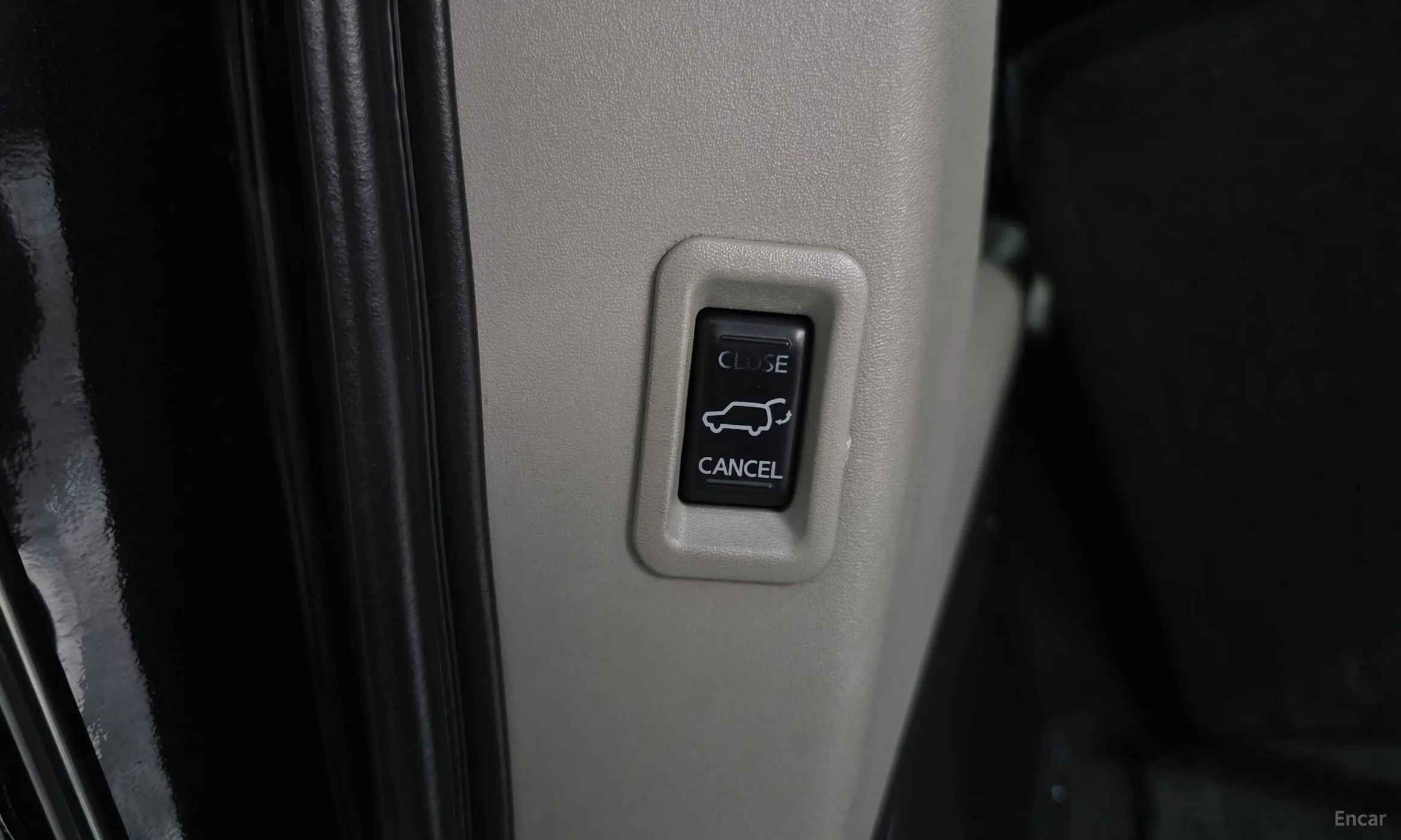 Infiniti QX56 превью 18