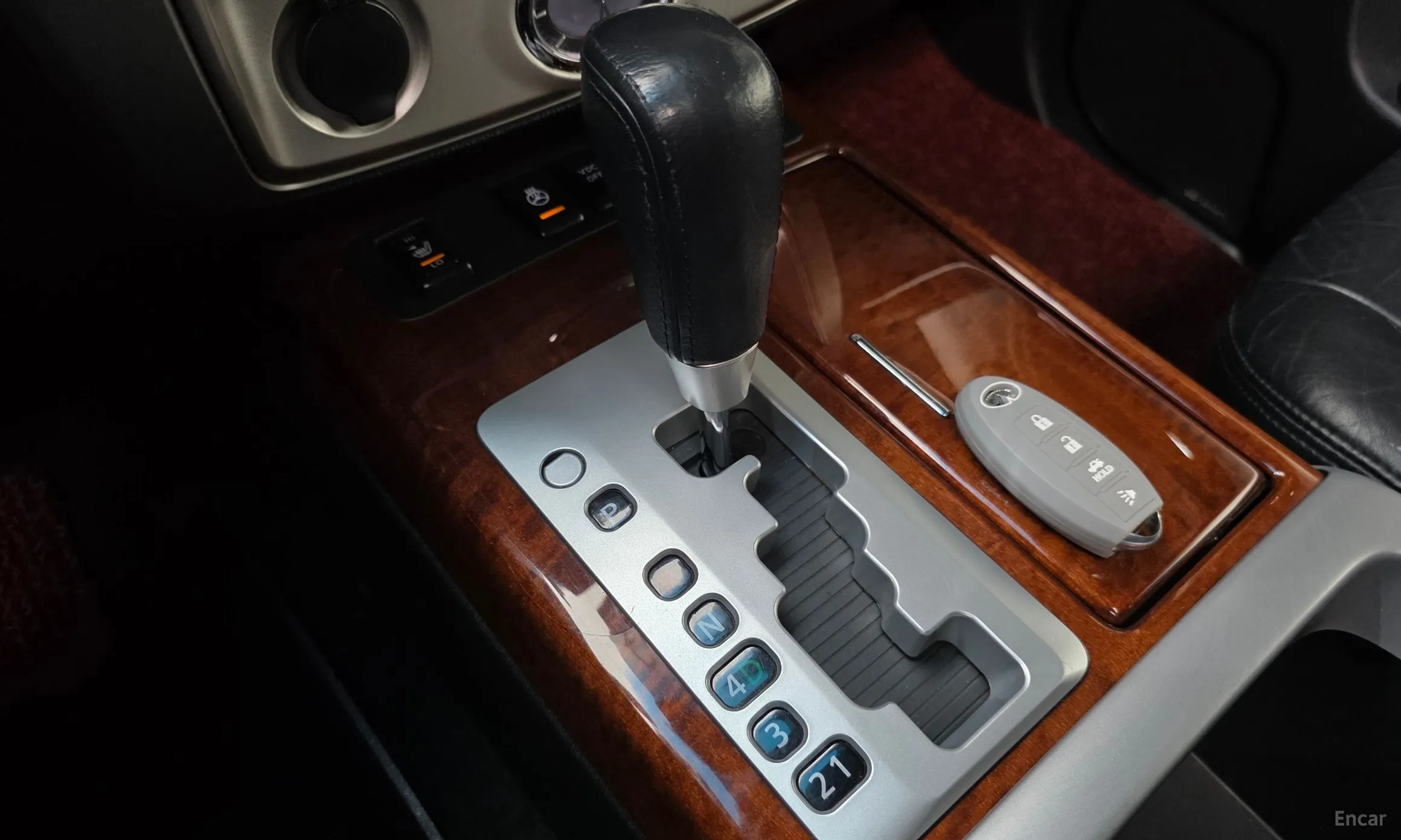 Infiniti QX56 превью 9